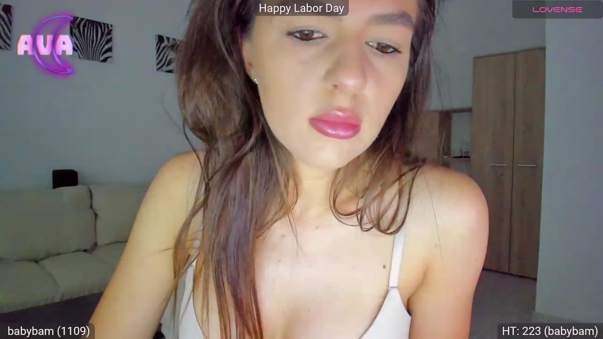 Gallery image thumbnail from AvaMoonlight's myfreecams stream on, 09/04/2023, 16:06 image 14 of 20
