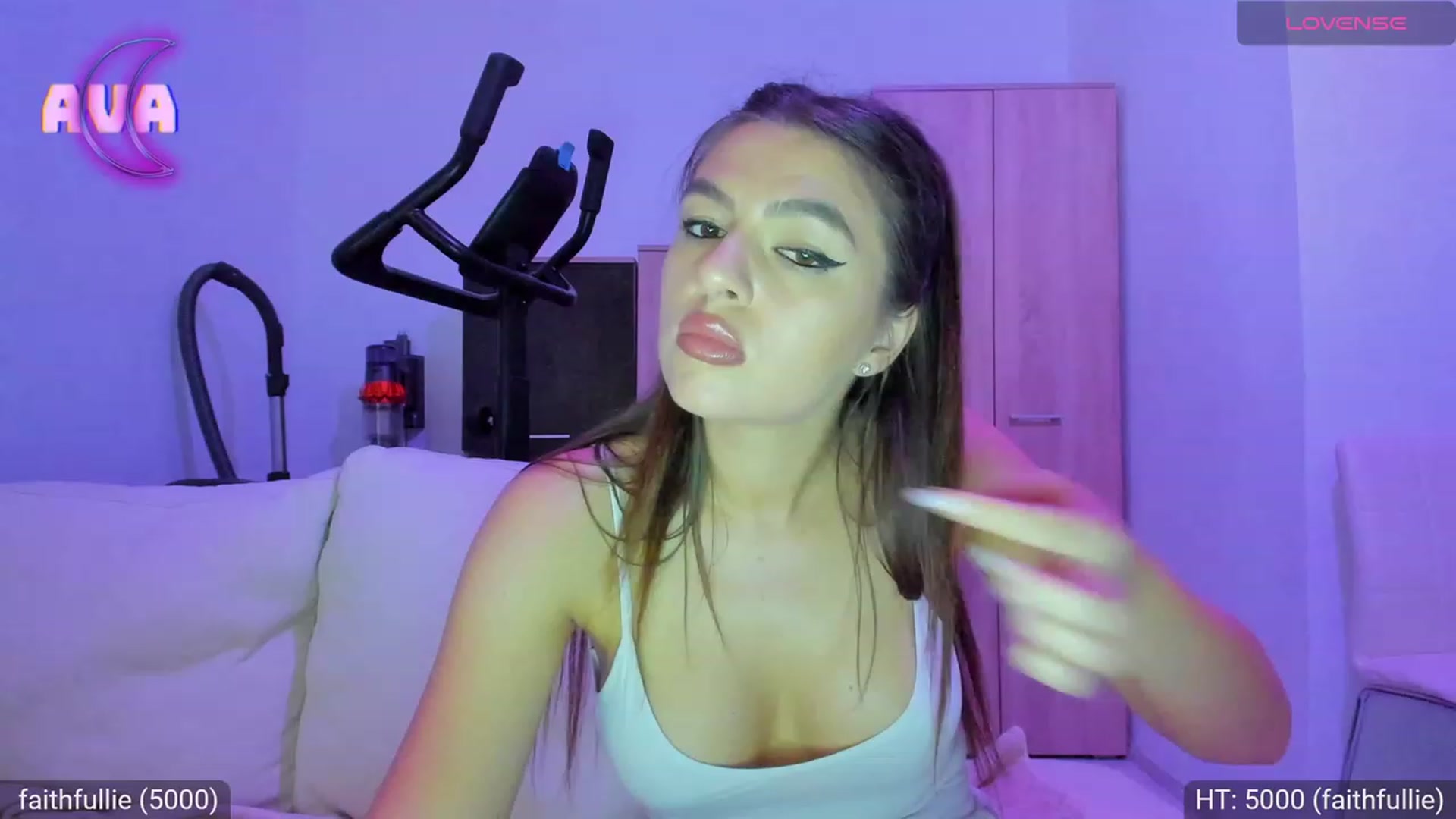 Gallery image thumbnail from AvaMoonlight's myfreecams stream on, 09/05/2023, 24:10 image 9 of 20