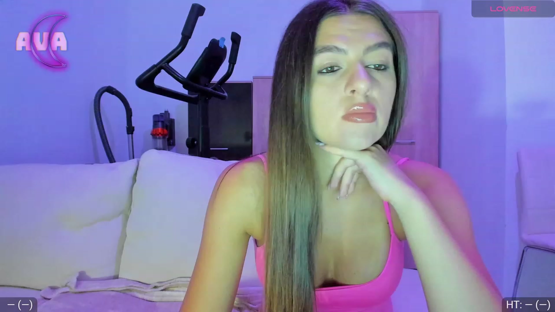 Gallery image thumbnail from AvaMoonlight's myfreecams stream on, 09/12/2023, 24:02 image 7 of 20