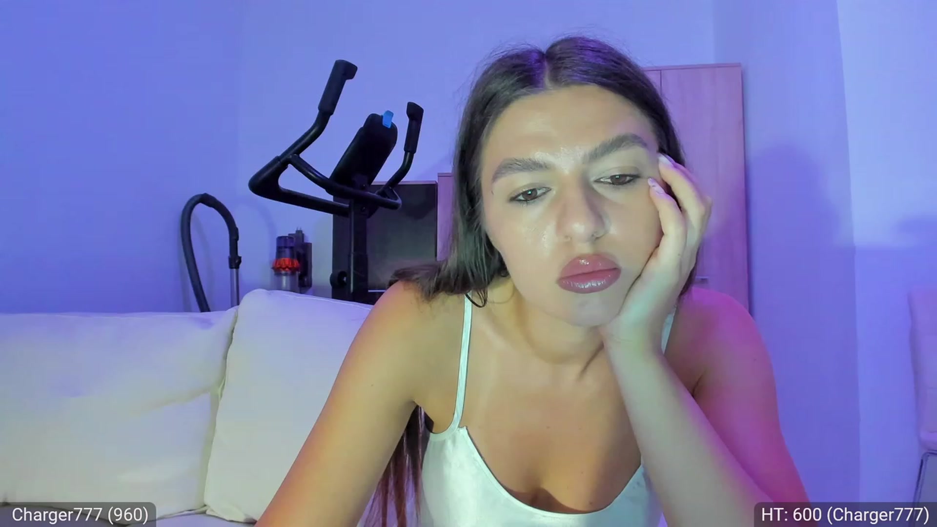 Gallery image thumbnail from AvaMoonlight's myfreecams stream on, 09/16/2023, 23:50 image 18 of 20