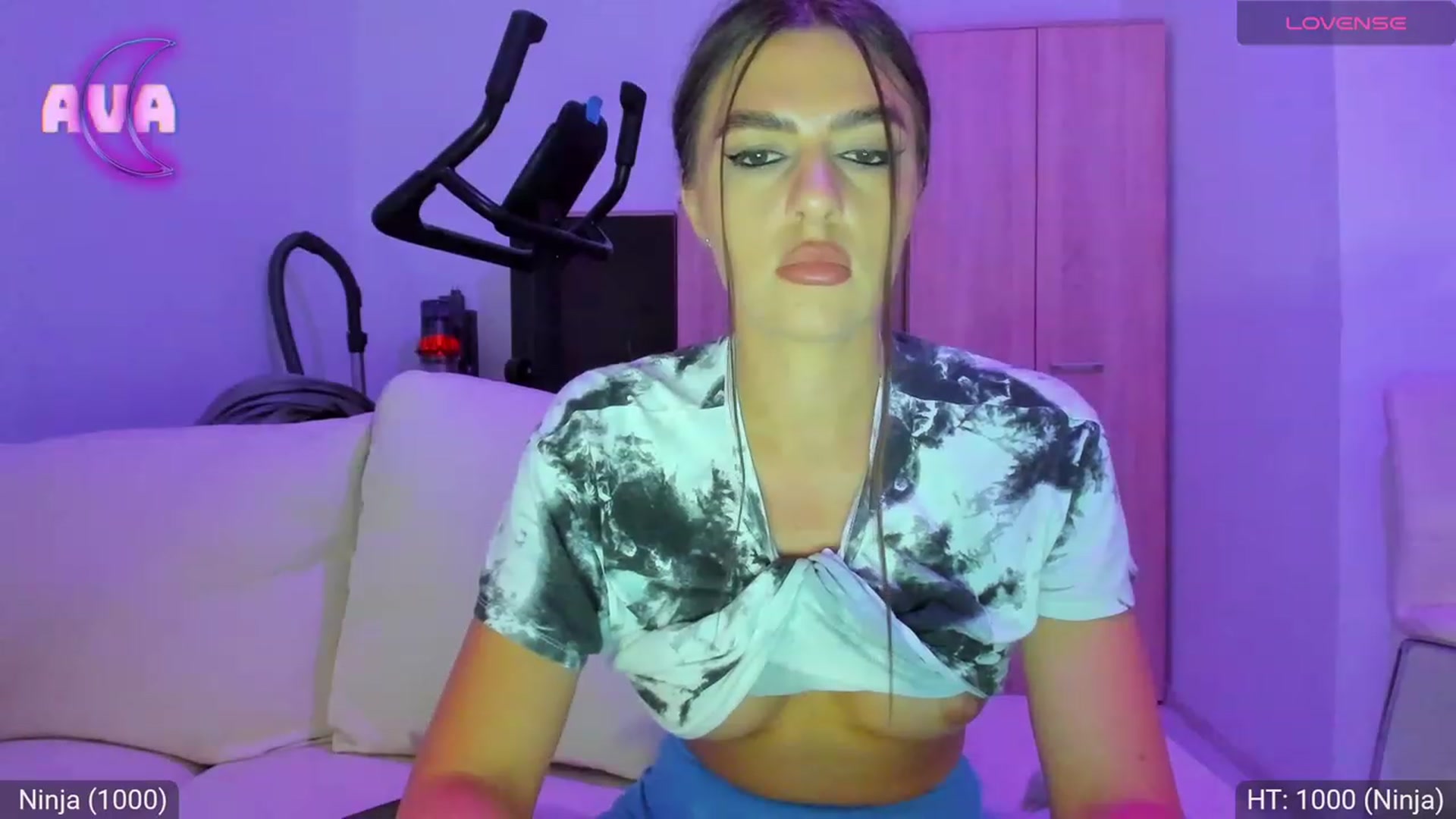 Gallery image thumbnail from AvaMoonlight's myfreecams stream on, 09/19/2023, 23:23 image 11 of 20