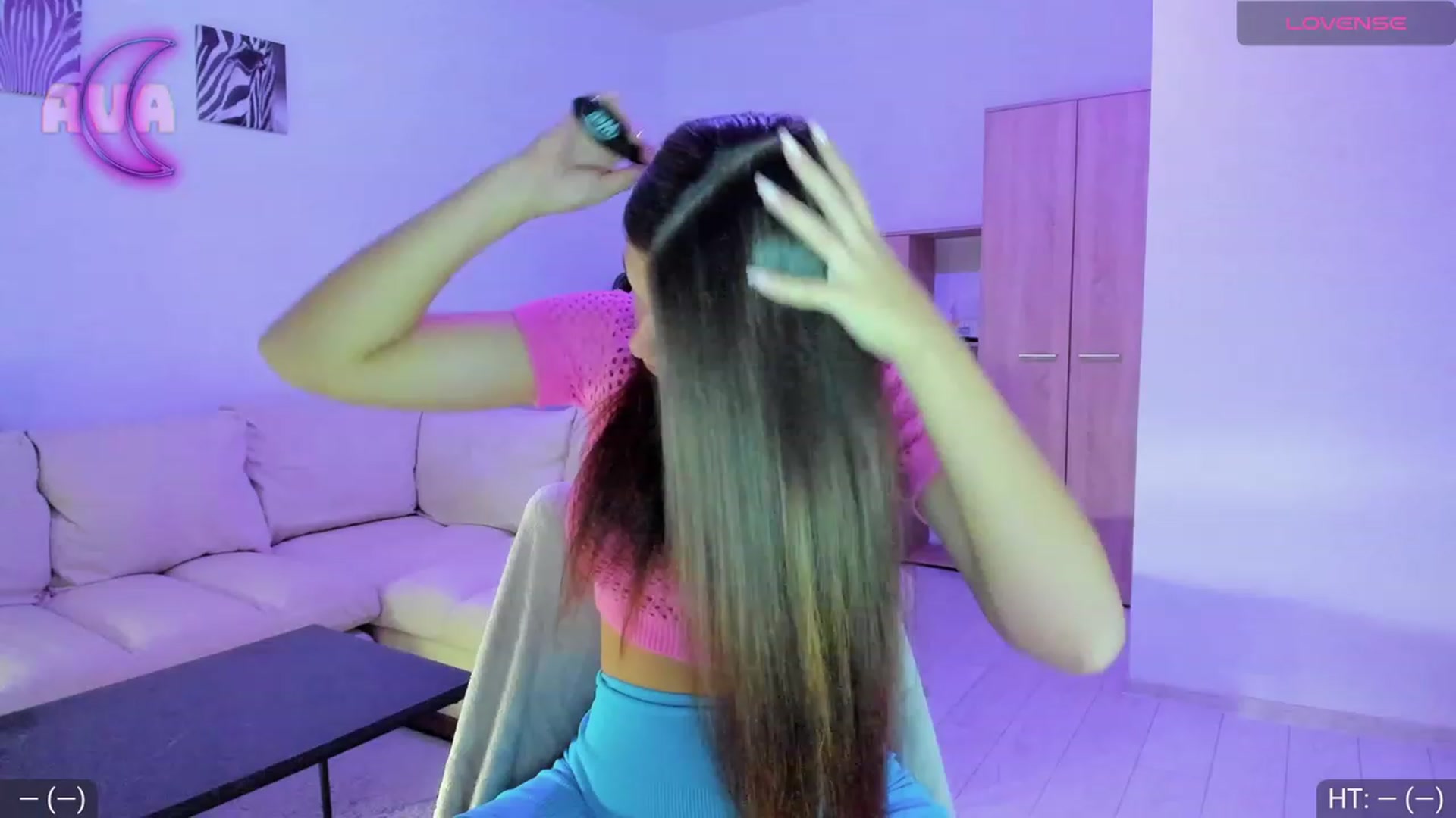 Gallery image thumbnail from AvaMoonlight's myfreecams stream on, 09/20/2023, 22:58 image 1 of 20