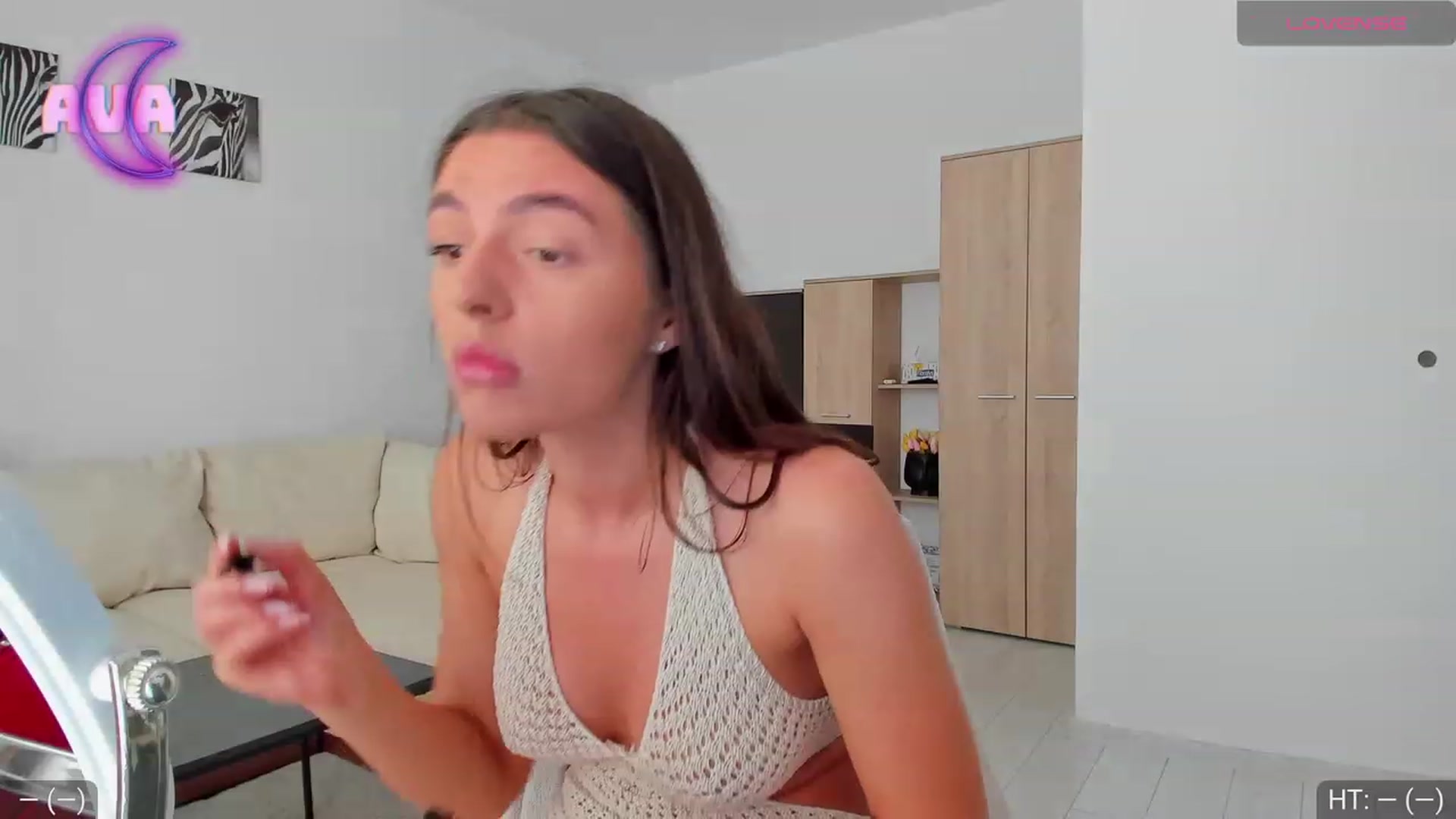 Gallery image thumbnail from AvaMoonlight's myfreecams stream on, 09/22/2023, 16:01 image 2 of 20