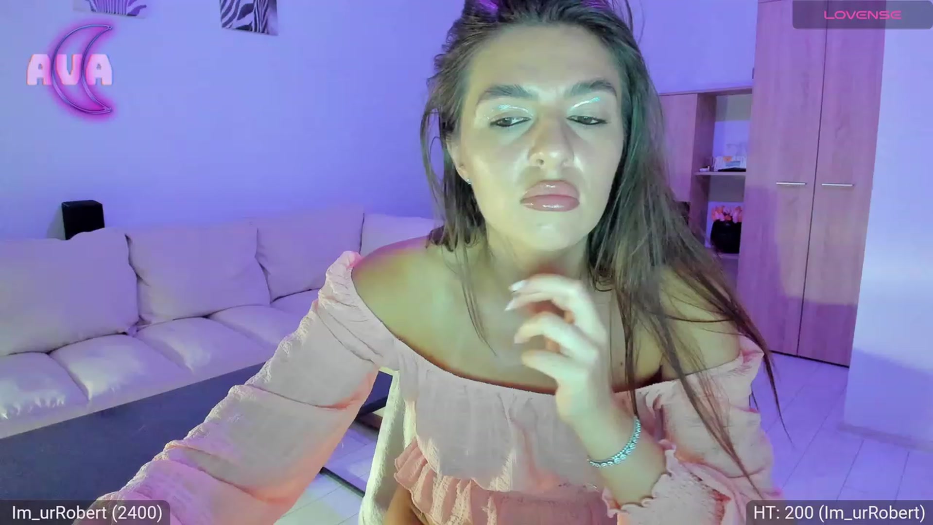 Gallery image thumbnail from AvaMoonlight's myfreecams stream on, 09/23/2023, 23:32 image 18 of 20