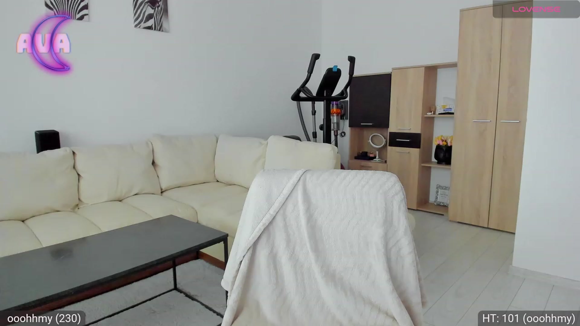 Gallery image thumbnail from AvaMoonlight's myfreecams stream on, 09/25/2023, 16:20 image 10 of 20