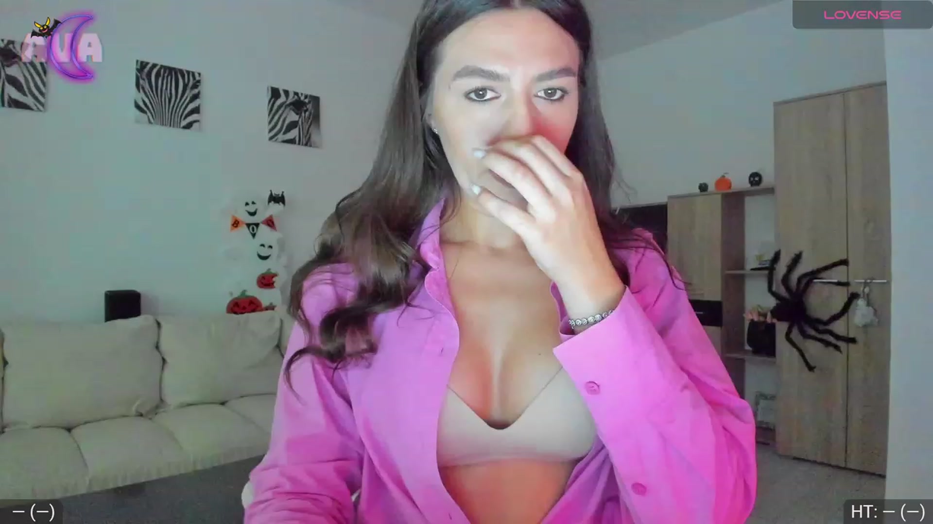 Gallery image thumbnail from AvaMoonlight's myfreecams stream on, 10/09/2023, 16:30 image 1 of 20