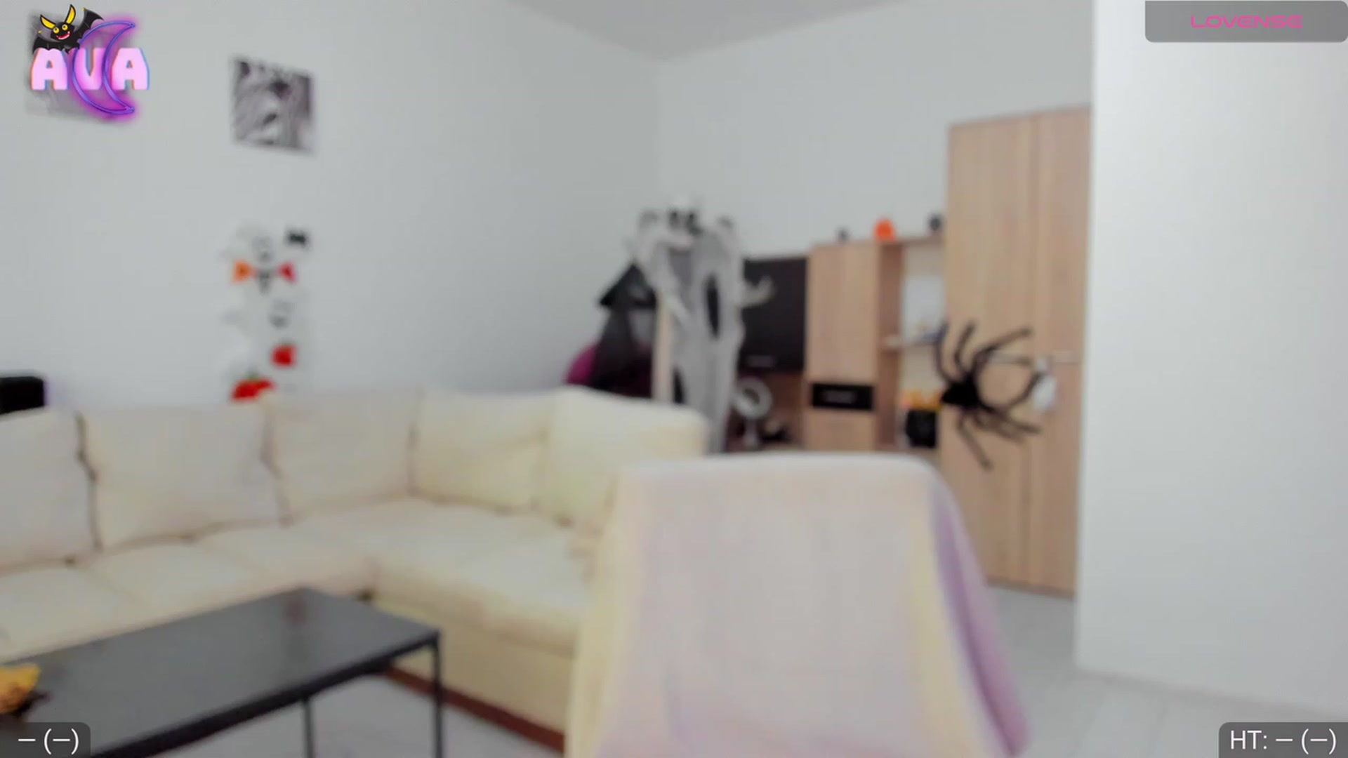 Gallery image thumbnail from AvaMoonlight's myfreecams stream on, 10/13/2023, 16:10 image 4 of 20
