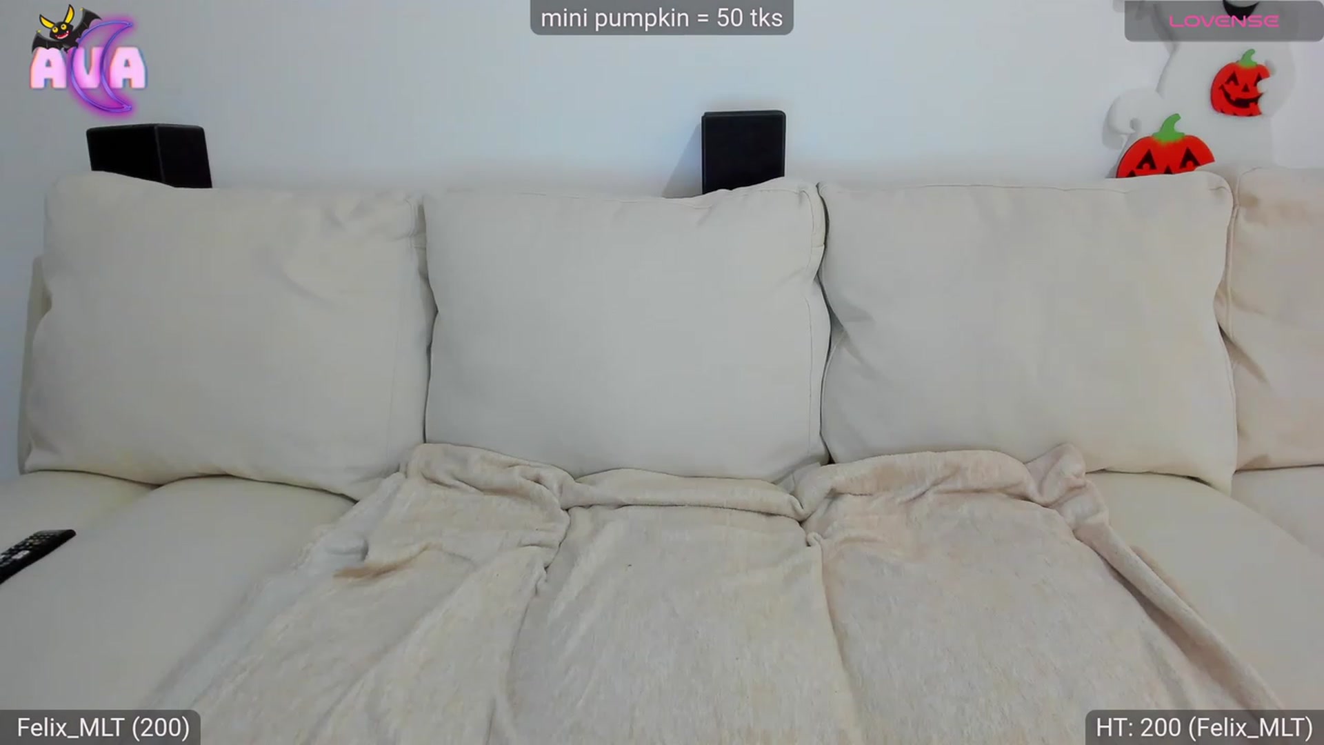 Gallery image thumbnail from AvaMoonlight's myfreecams stream on, 10/17/2023, 24:06 image 8 of 20