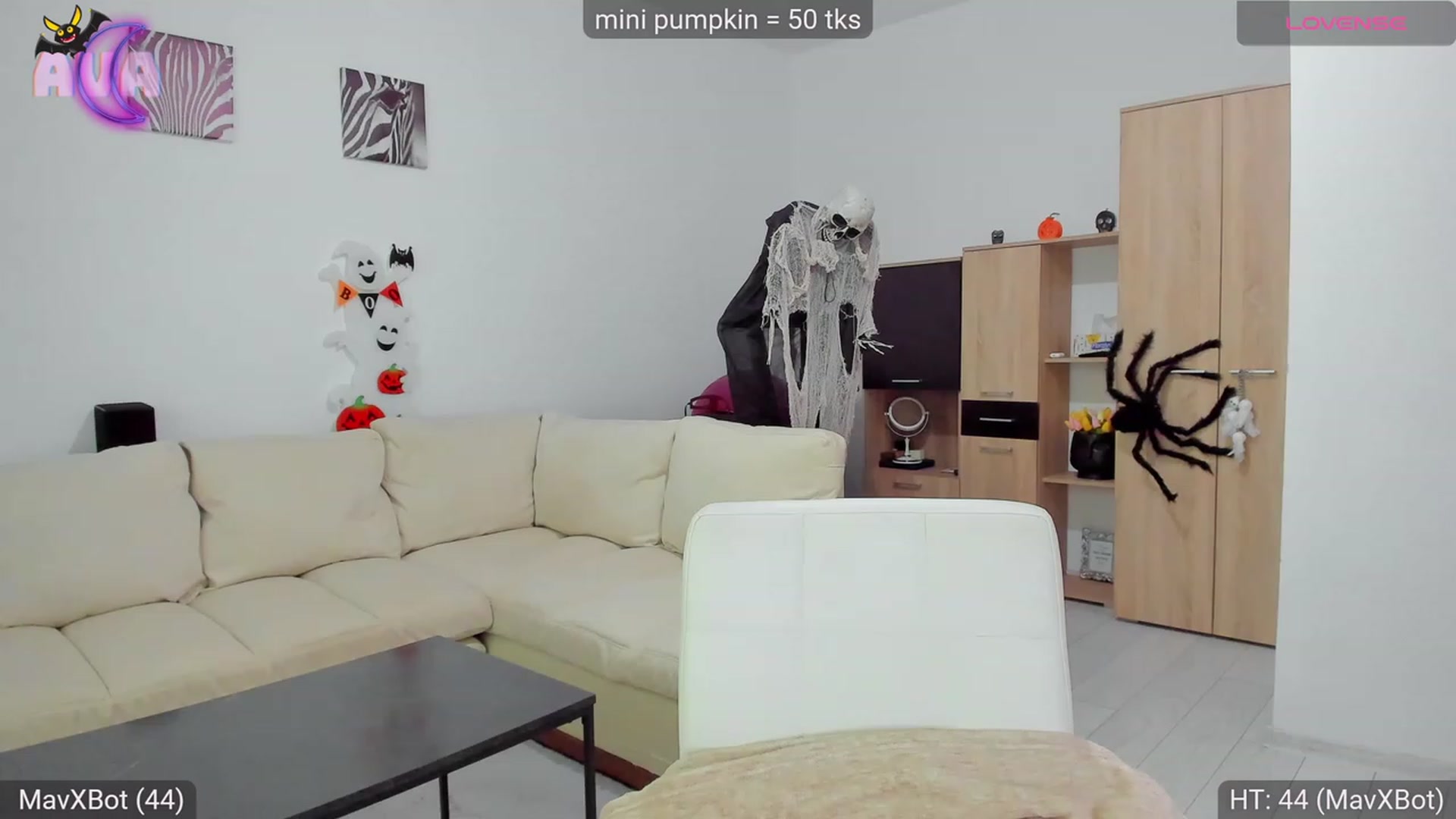 Gallery image thumbnail from AvaMoonlight's myfreecams stream on, 10/19/2023, 16:03 image 10 of 20