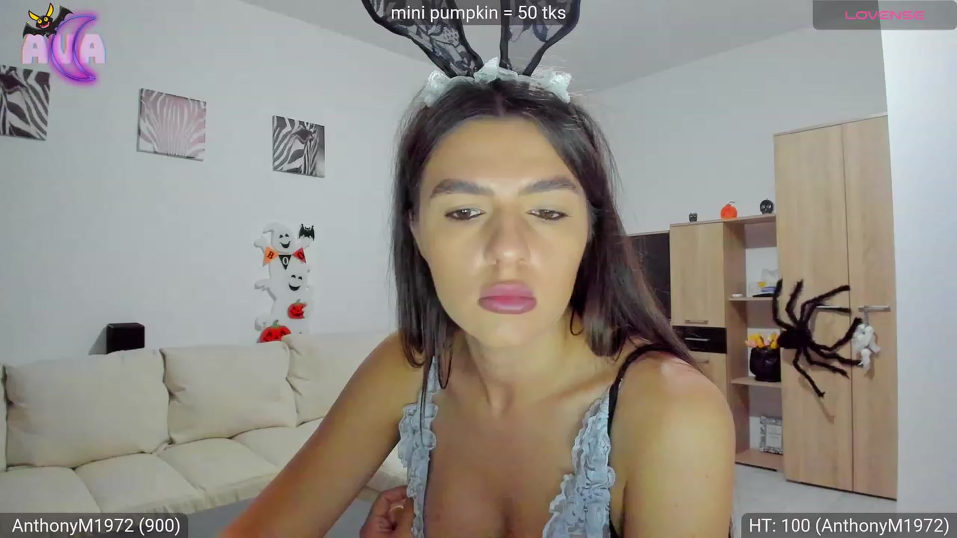 Gallery image thumbnail from AvaMoonlight's myfreecams stream on, 10/19/2023, 16:03 image 20 of 20
