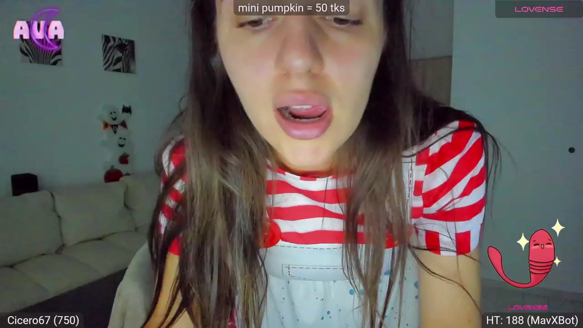 Gallery image thumbnail from AvaMoonlight's myfreecams stream on, 10/26/2023, 15:42 image 6 of 20