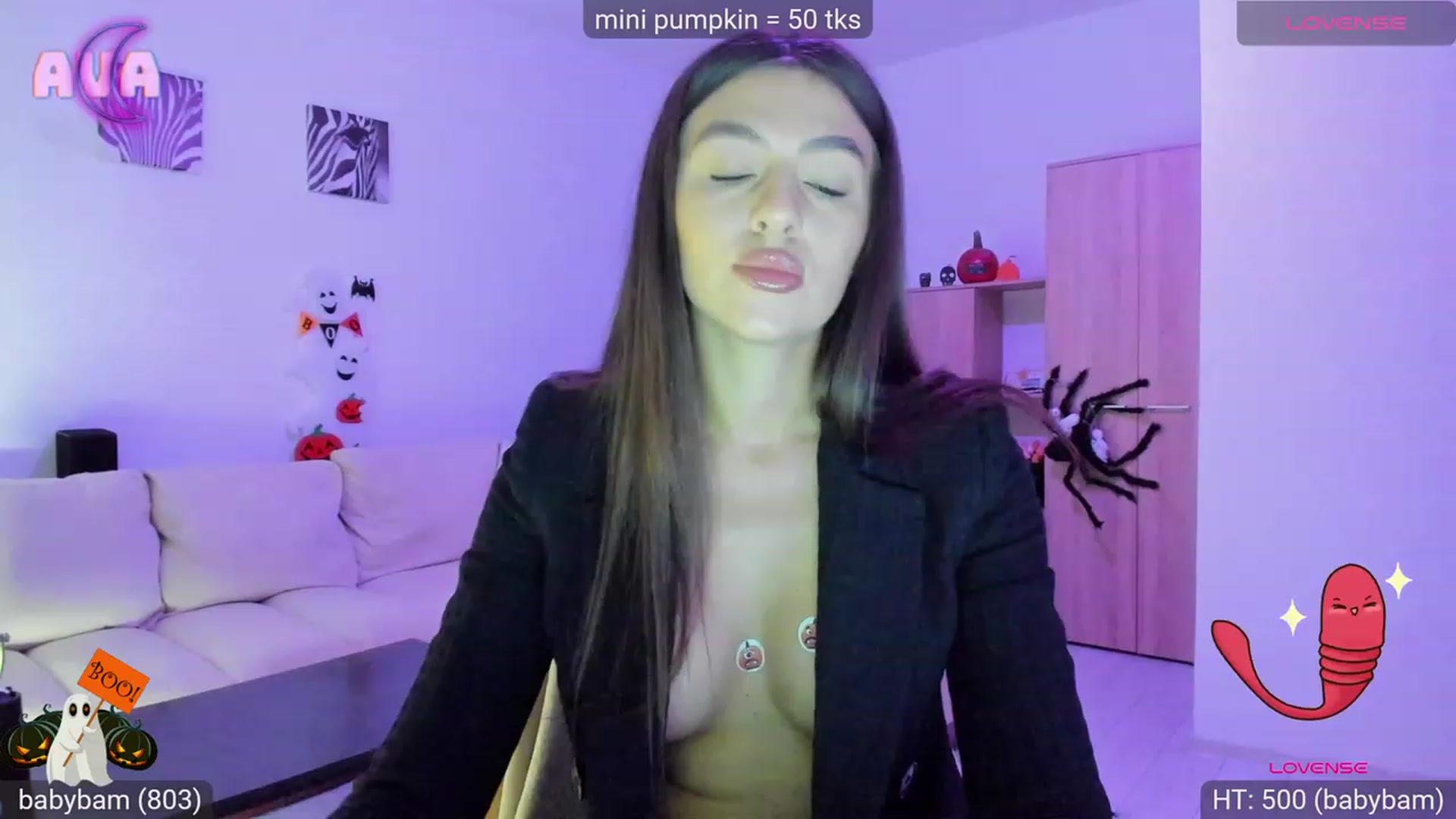 Gallery image thumbnail from AvaMoonlight's myfreecams stream on, 10/27/2023, 16:11 image 16 of 20