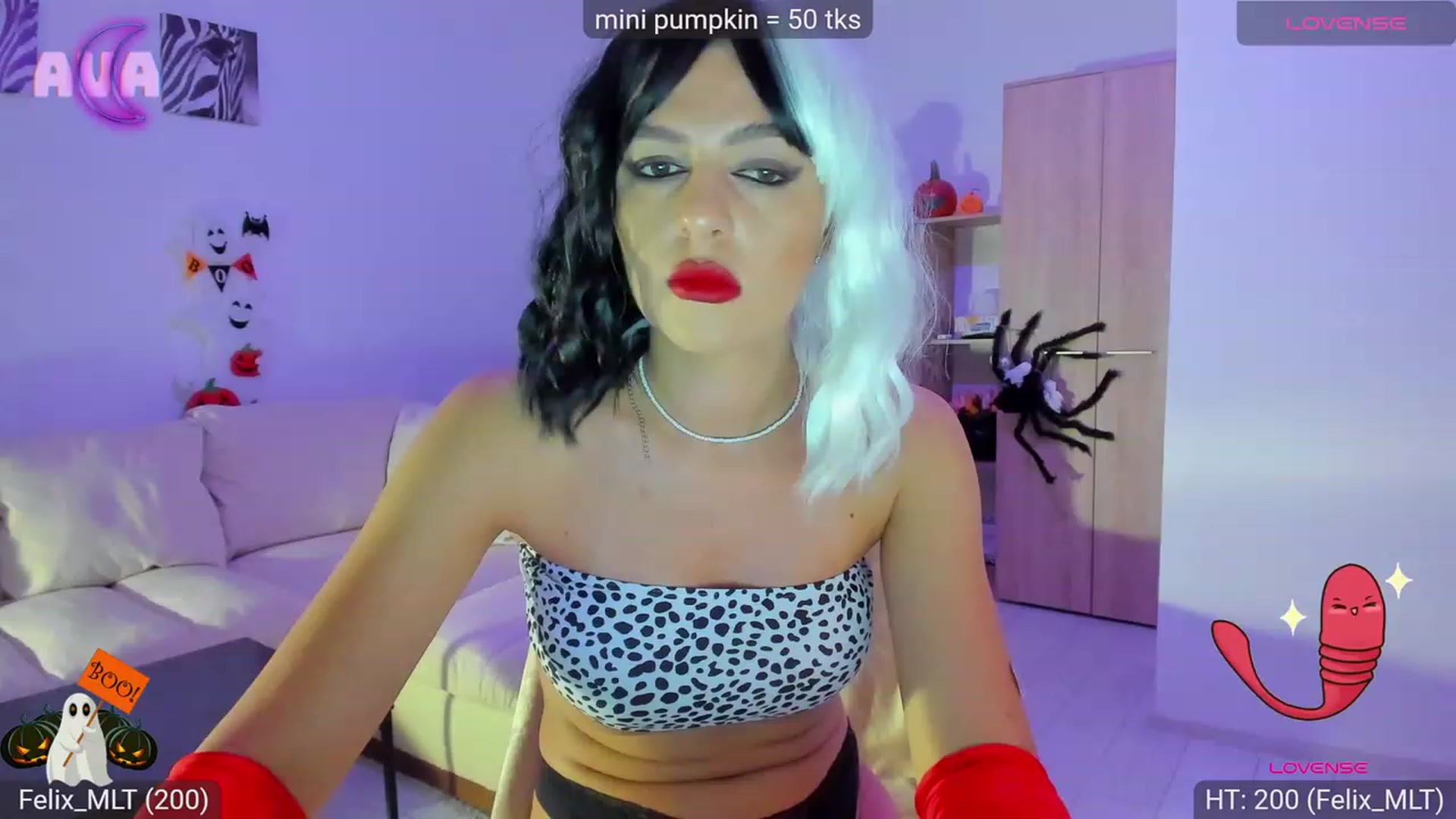 Gallery image thumbnail from AvaMoonlight's myfreecams stream on, 10/31/2023, 01:22 image 3 of 20