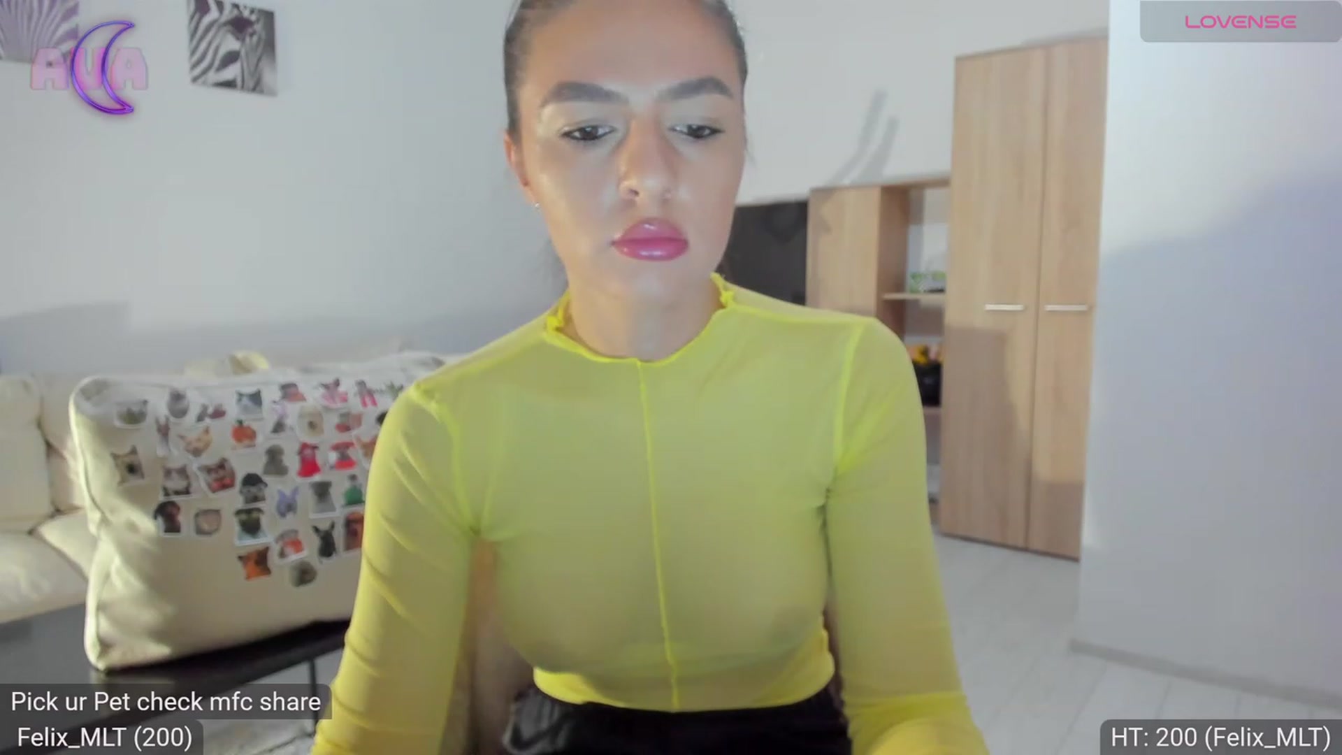 Gallery image thumbnail from AvaMoonlight's myfreecams stream on, 11/16/2023, 16:47 image 17 of 20