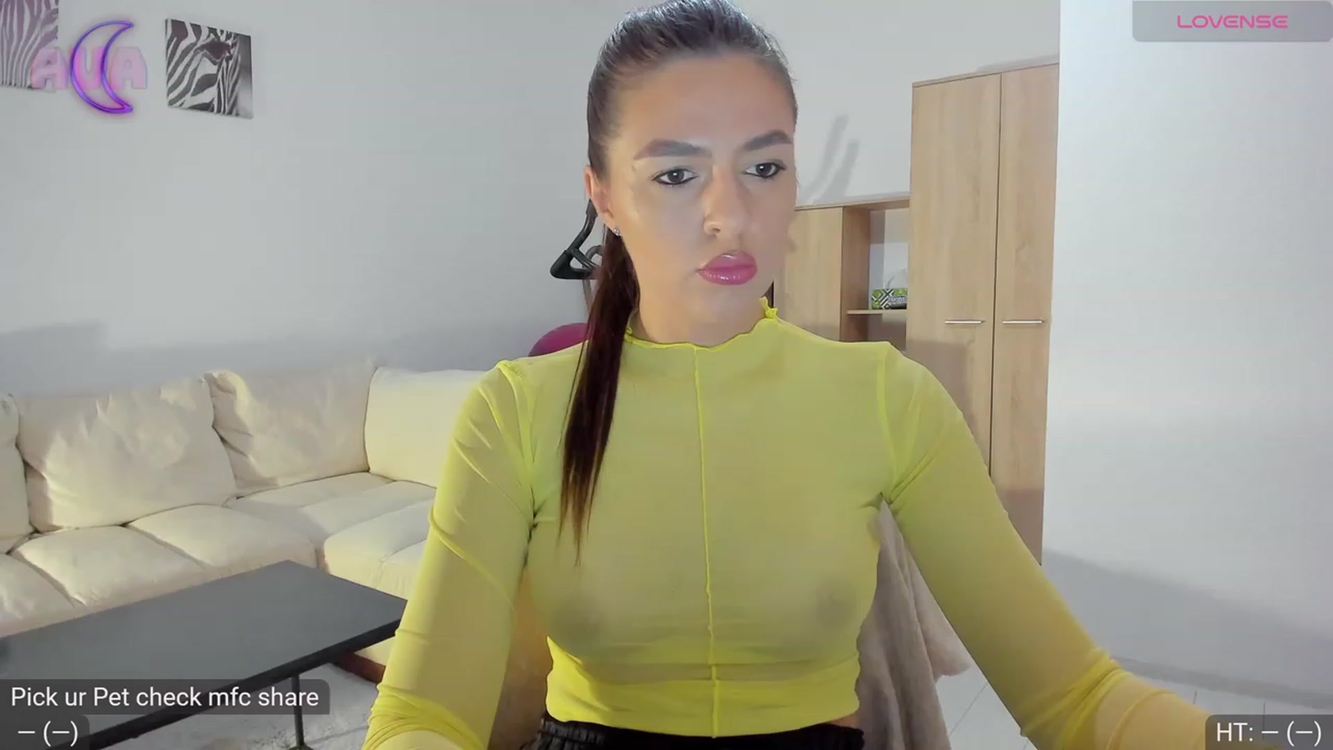 Gallery image thumbnail from AvaMoonlight's myfreecams stream on, 11/16/2023, 16:47 image 7 of 20