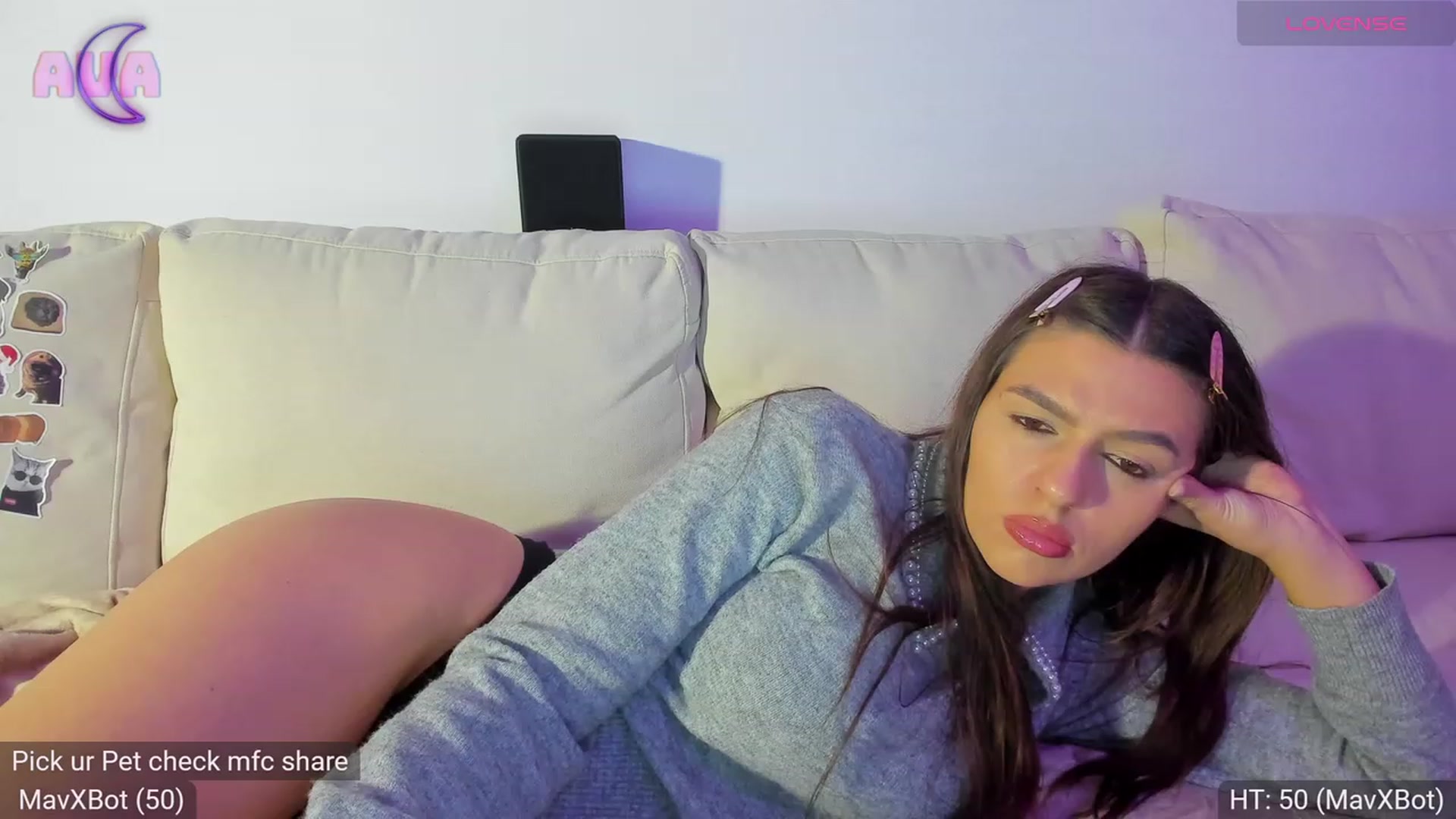 Gallery image thumbnail from AvaMoonlight's myfreecams stream on, 11/19/2023, 23:49 image 5 of 20