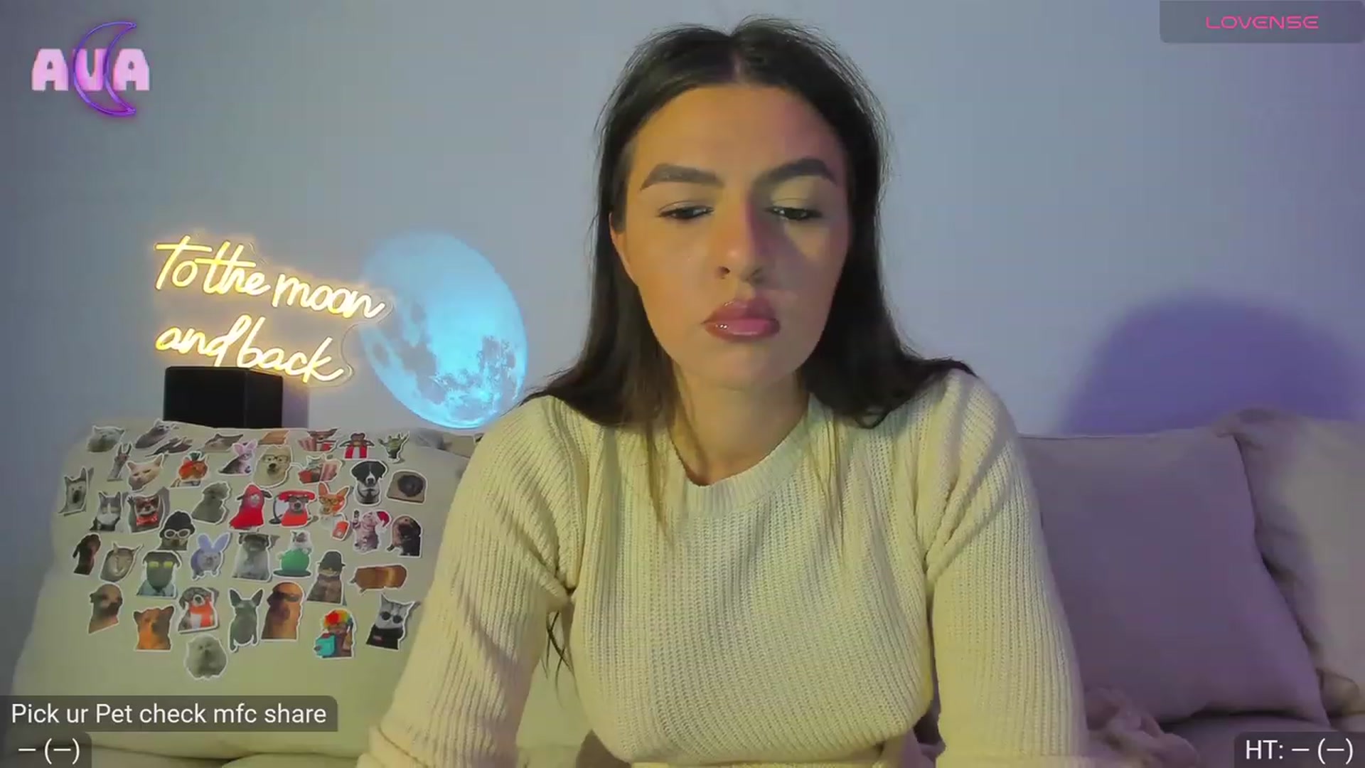 Gallery image thumbnail from AvaMoonlight's myfreecams stream on, 11/20/2023, 17:01 image 5 of 20