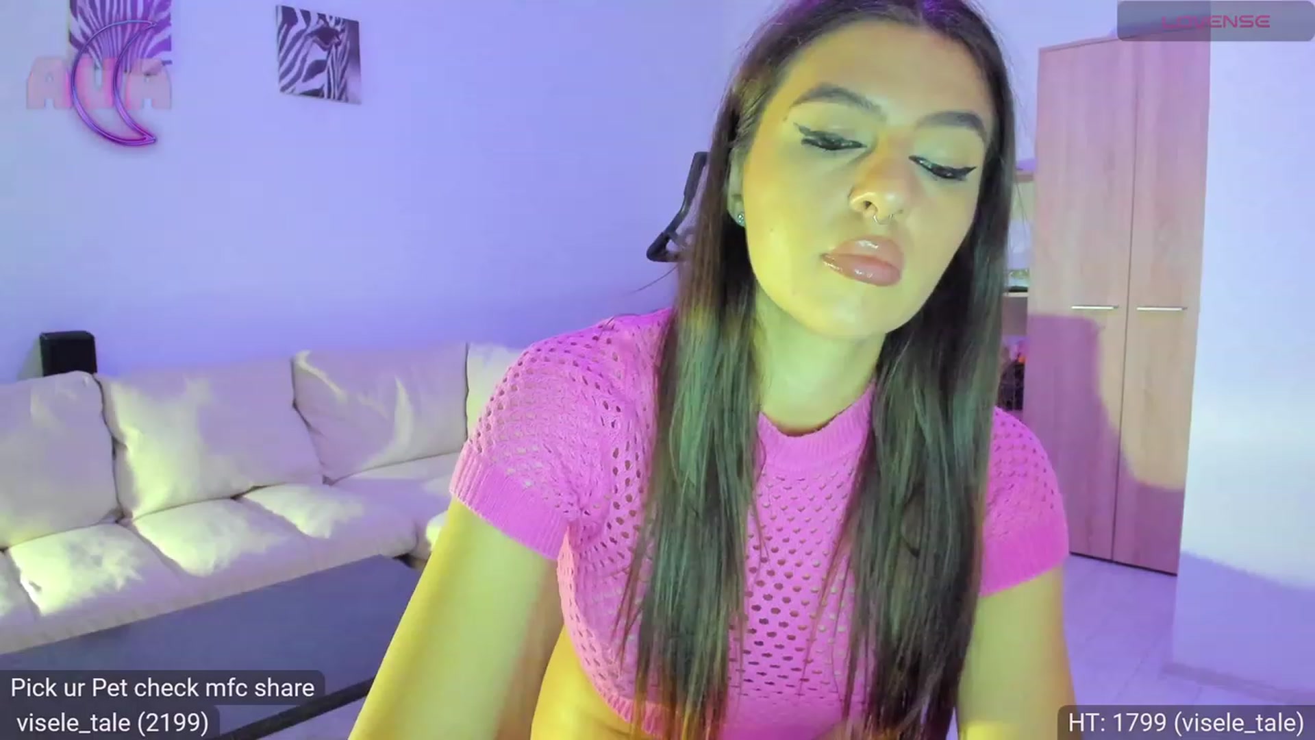 Gallery image thumbnail from AvaMoonlight's myfreecams stream on, 11/23/2023, 24:45 image 18 of 20