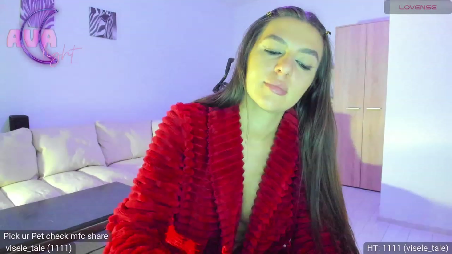 Gallery image thumbnail from AvaMoonlight's myfreecams stream on, 11/25/2023, 24:53 image 17 of 20