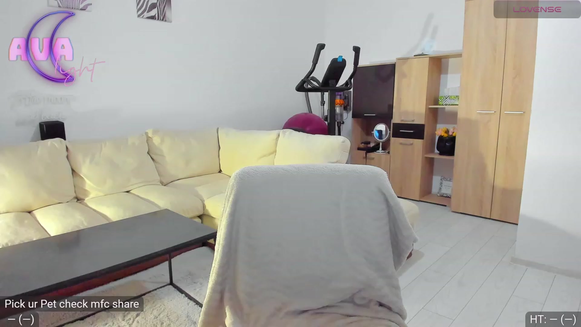 Gallery image thumbnail from AvaMoonlight's myfreecams stream on, 11/26/2023, 17:12 image 2 of 20