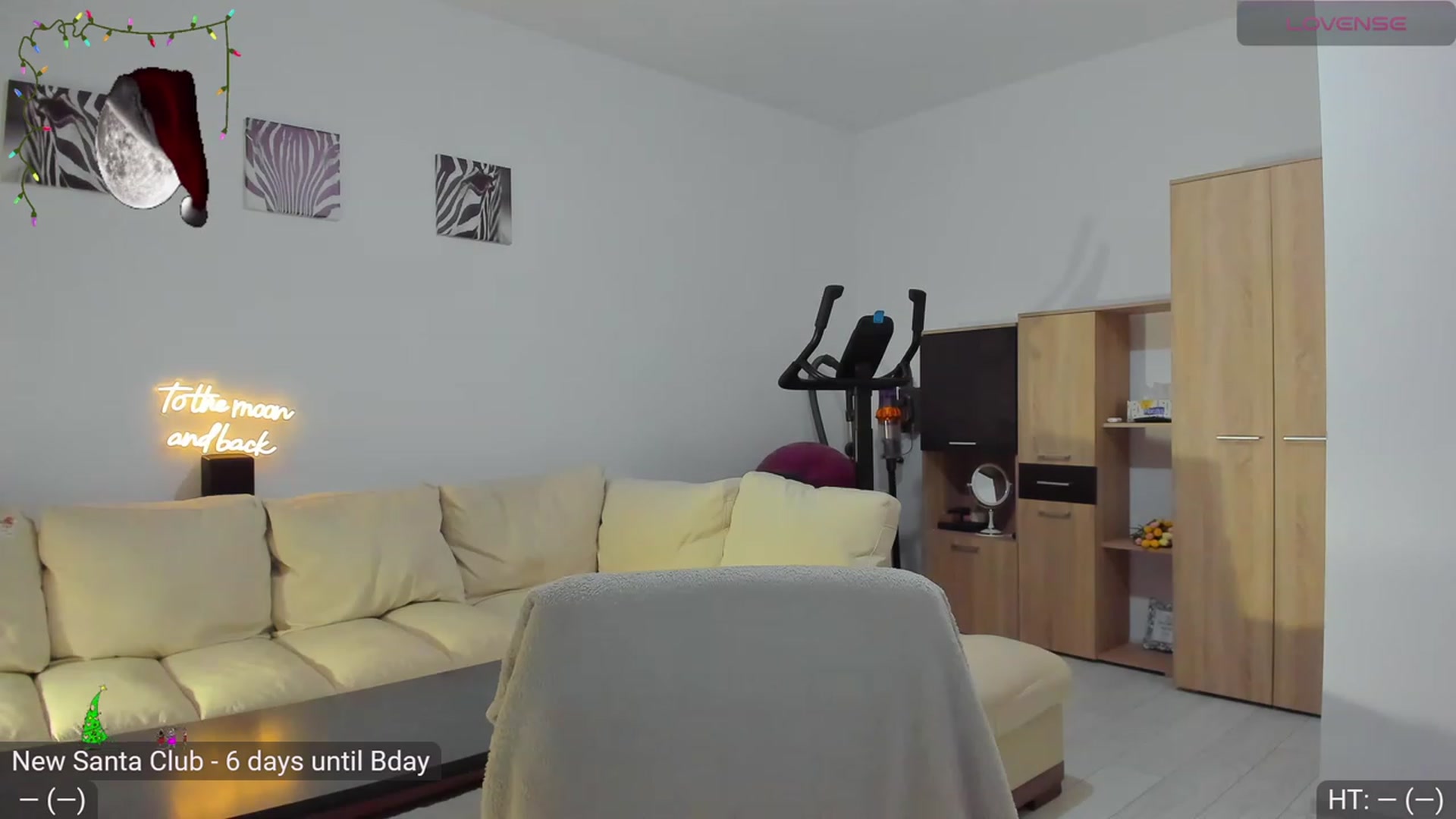 Gallery image thumbnail from AvaMoonlight's myfreecams stream on, 12/04/2023, 16:03 image 5 of 20
