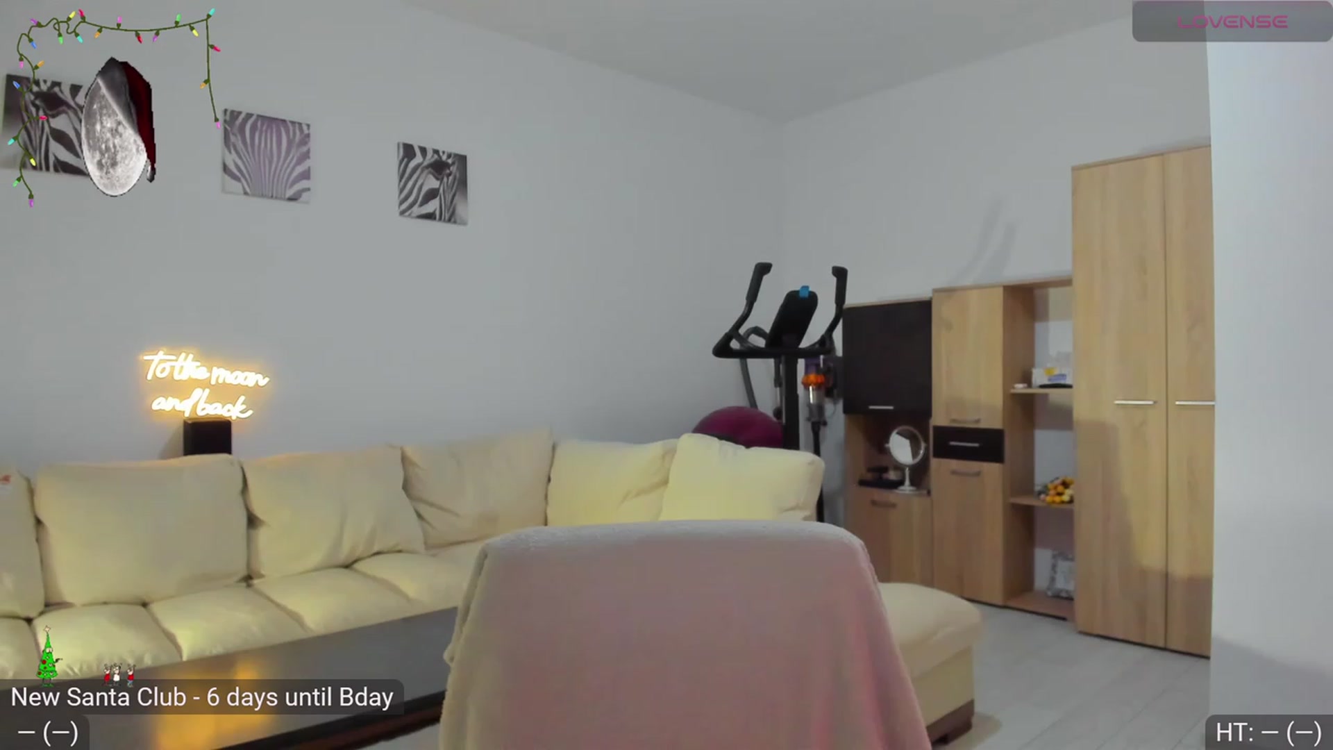 Gallery image thumbnail from AvaMoonlight's myfreecams stream on, 12/04/2023, 16:03 image 3 of 20