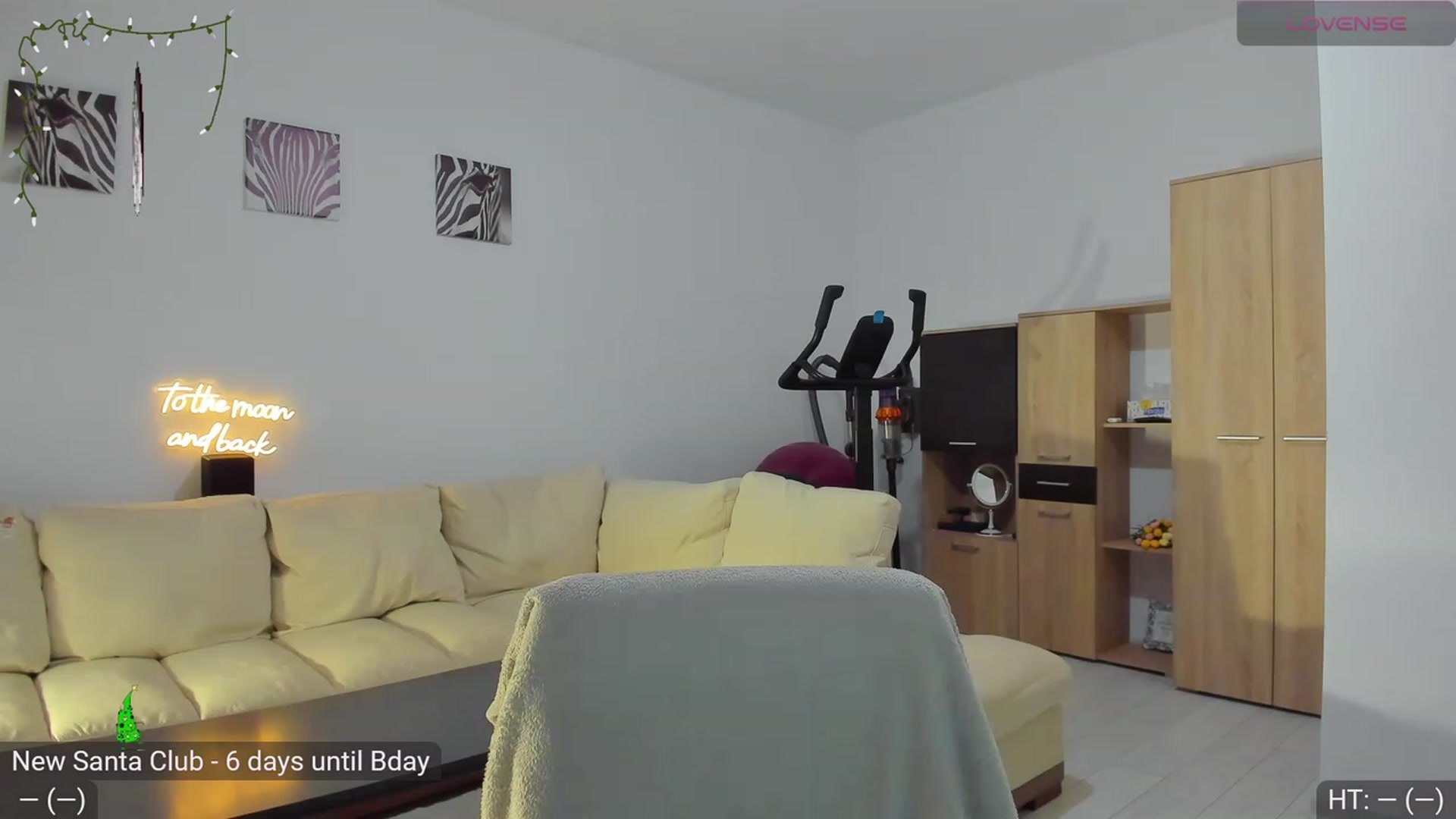 Gallery image thumbnail from AvaMoonlight's myfreecams stream on, 12/04/2023, 16:03 image 6 of 20
