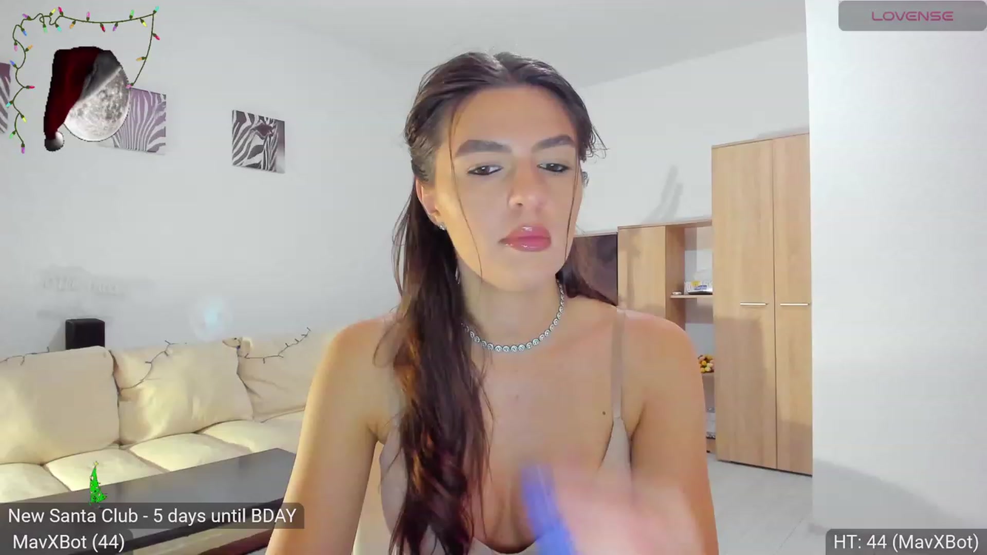 Gallery image thumbnail from AvaMoonlight's myfreecams stream on, 12/05/2023, 16:38 image 20 of 20