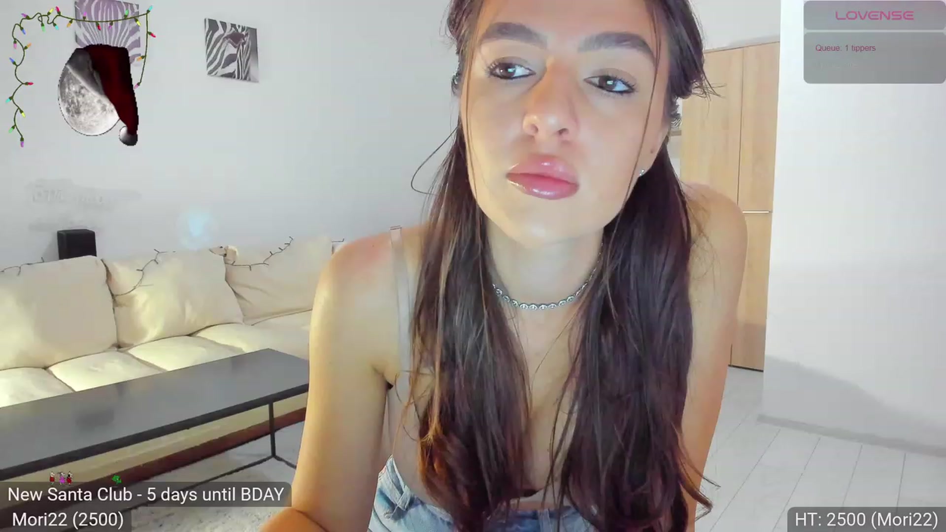 Gallery image thumbnail from AvaMoonlight's myfreecams stream on, 12/05/2023, 17:07 image 16 of 20