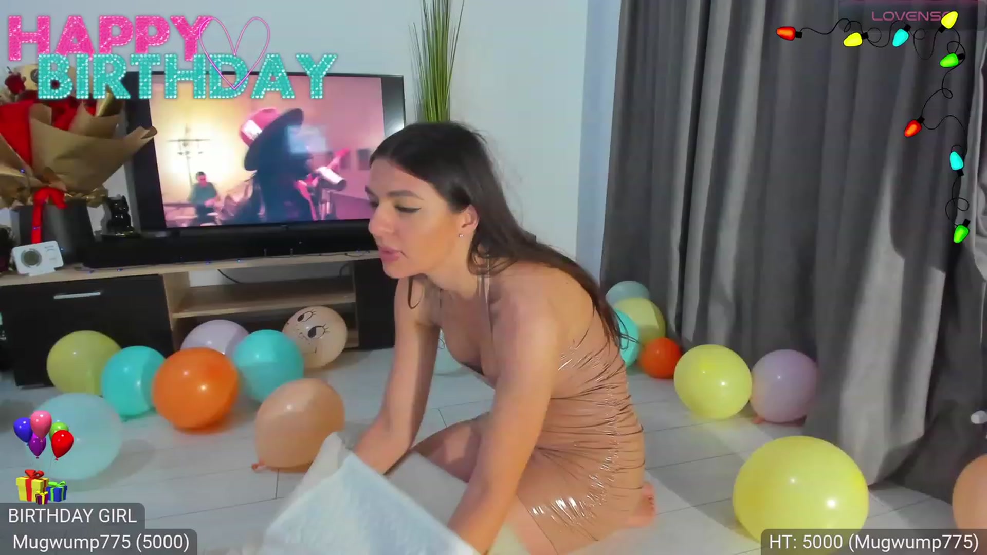 Gallery image thumbnail from AvaMoonlight's myfreecams stream on, 12/11/2023, 02:15 image 17 of 20