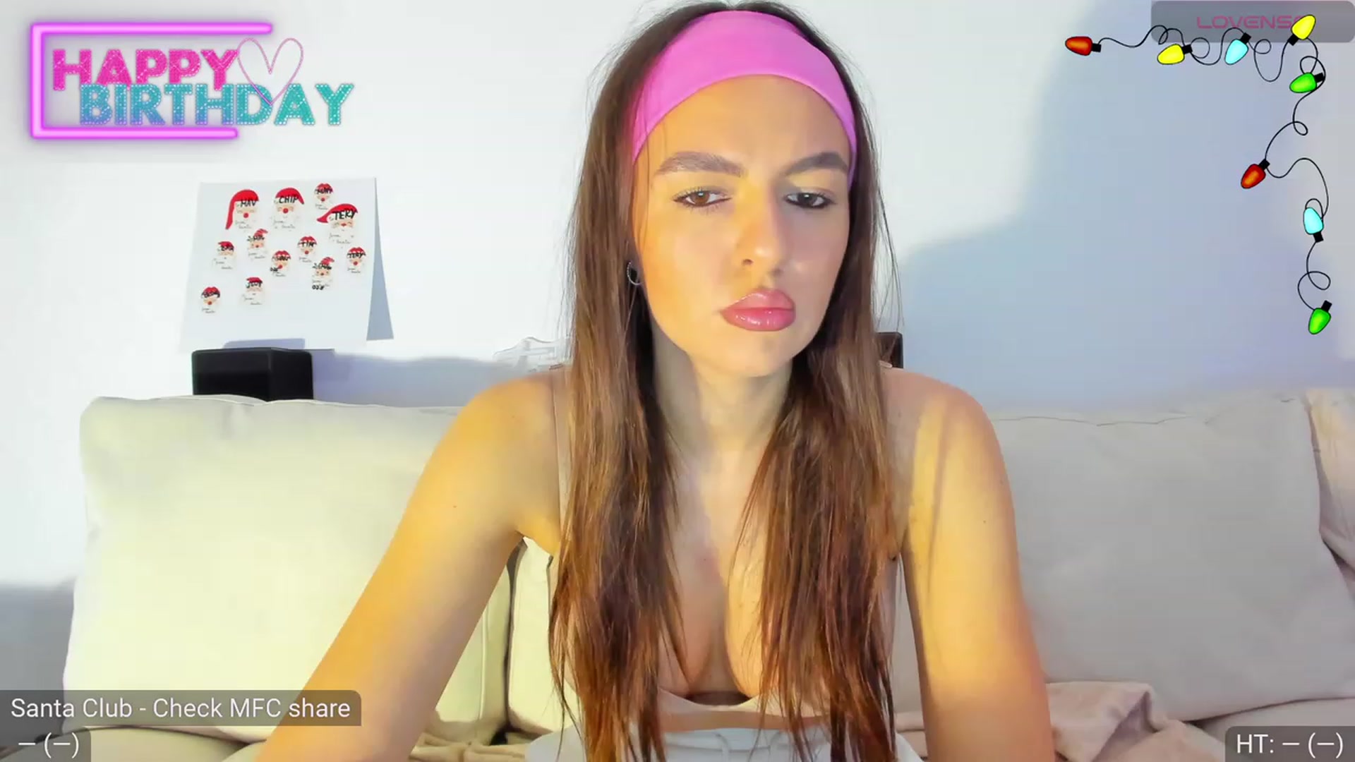 Gallery image thumbnail from AvaMoonlight's myfreecams stream on, 12/15/2023, 17:46 image 5 of 20