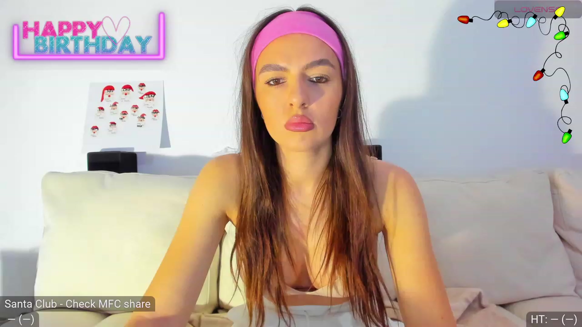 Gallery image thumbnail from AvaMoonlight's myfreecams stream on, 12/15/2023, 17:46 image 1 of 20