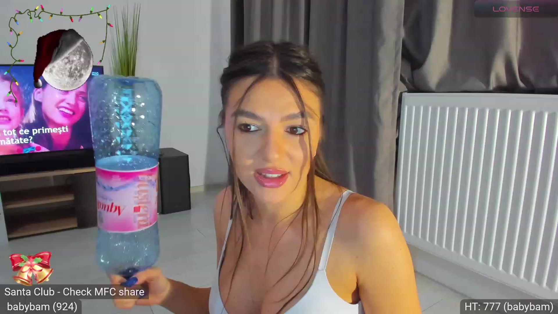 Gallery image thumbnail from AvaMoonlight's myfreecams stream on, 12/16/2023, 16:28 image 16 of 20