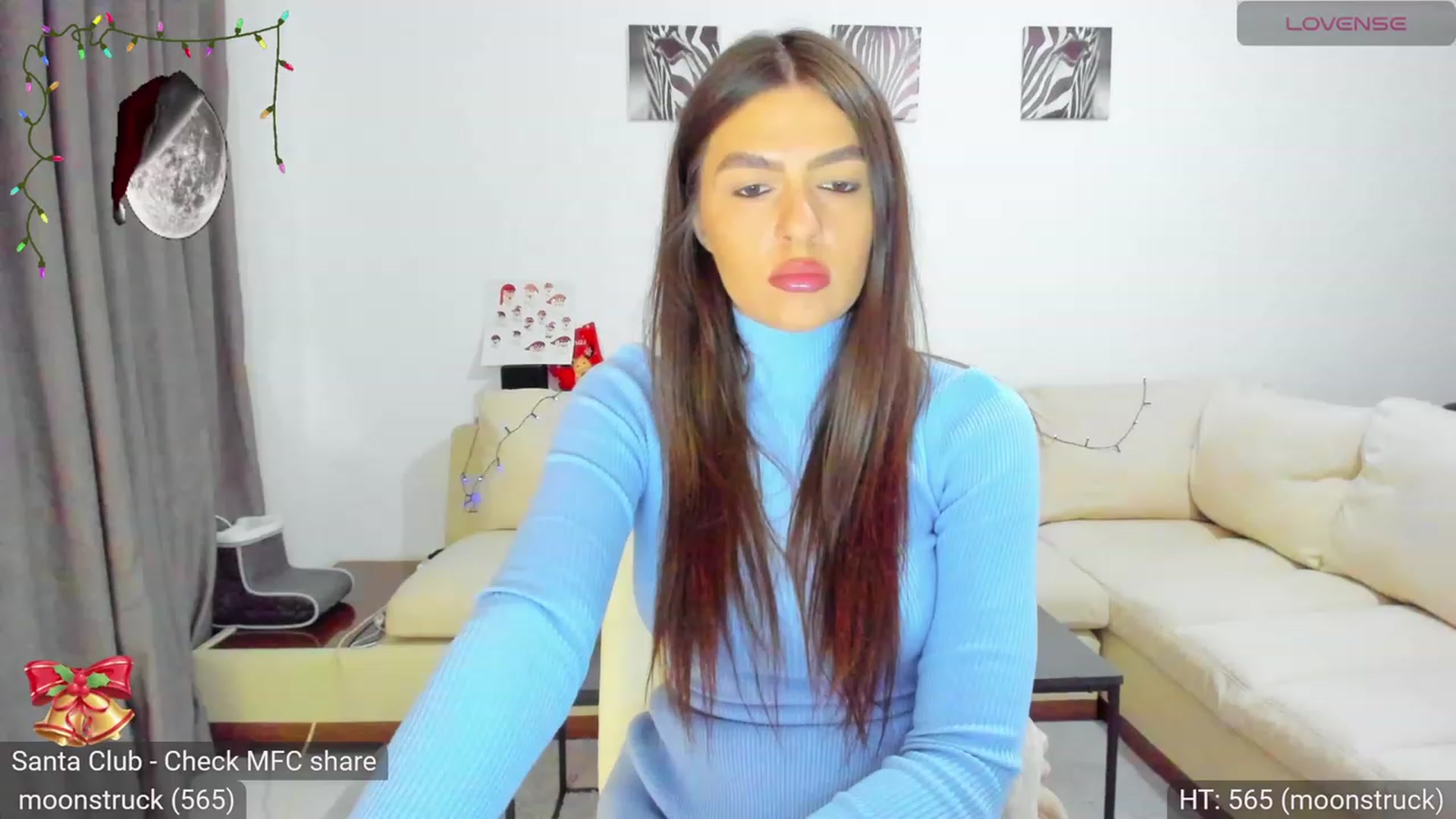 Gallery image thumbnail from AvaMoonlight's myfreecams stream on, 12/19/2023, 17:19 image 10 of 20