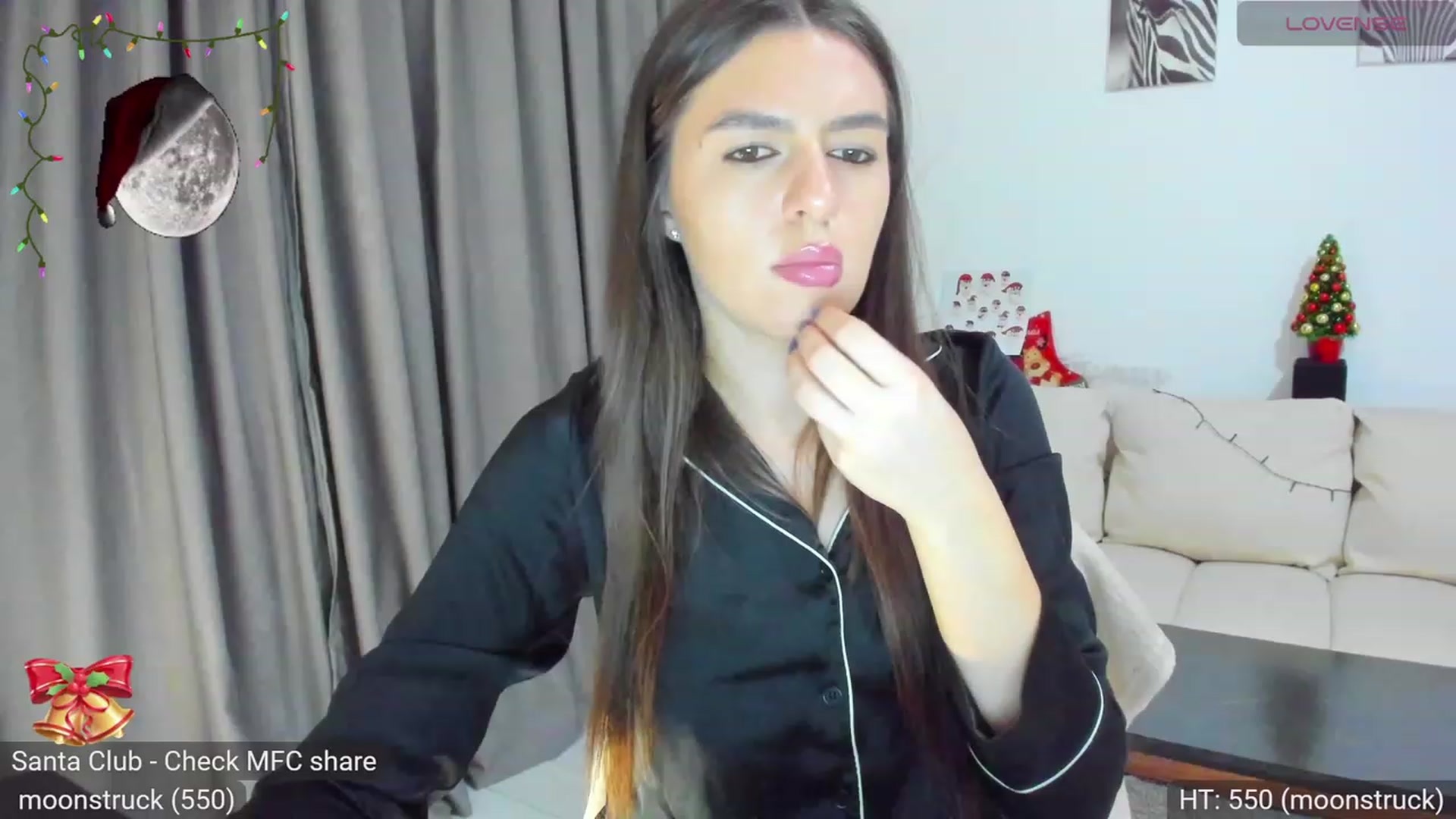 Gallery image thumbnail from AvaMoonlight's myfreecams stream on, 12/20/2023, 24:02 image 16 of 20