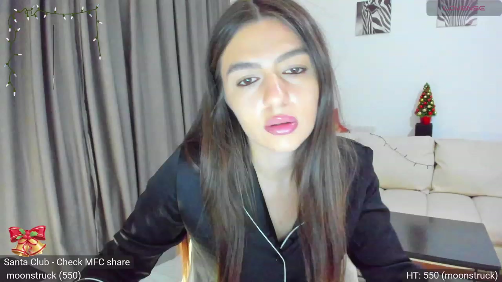 Gallery image thumbnail from AvaMoonlight's myfreecams stream on, 12/20/2023, 24:02 image 13 of 20