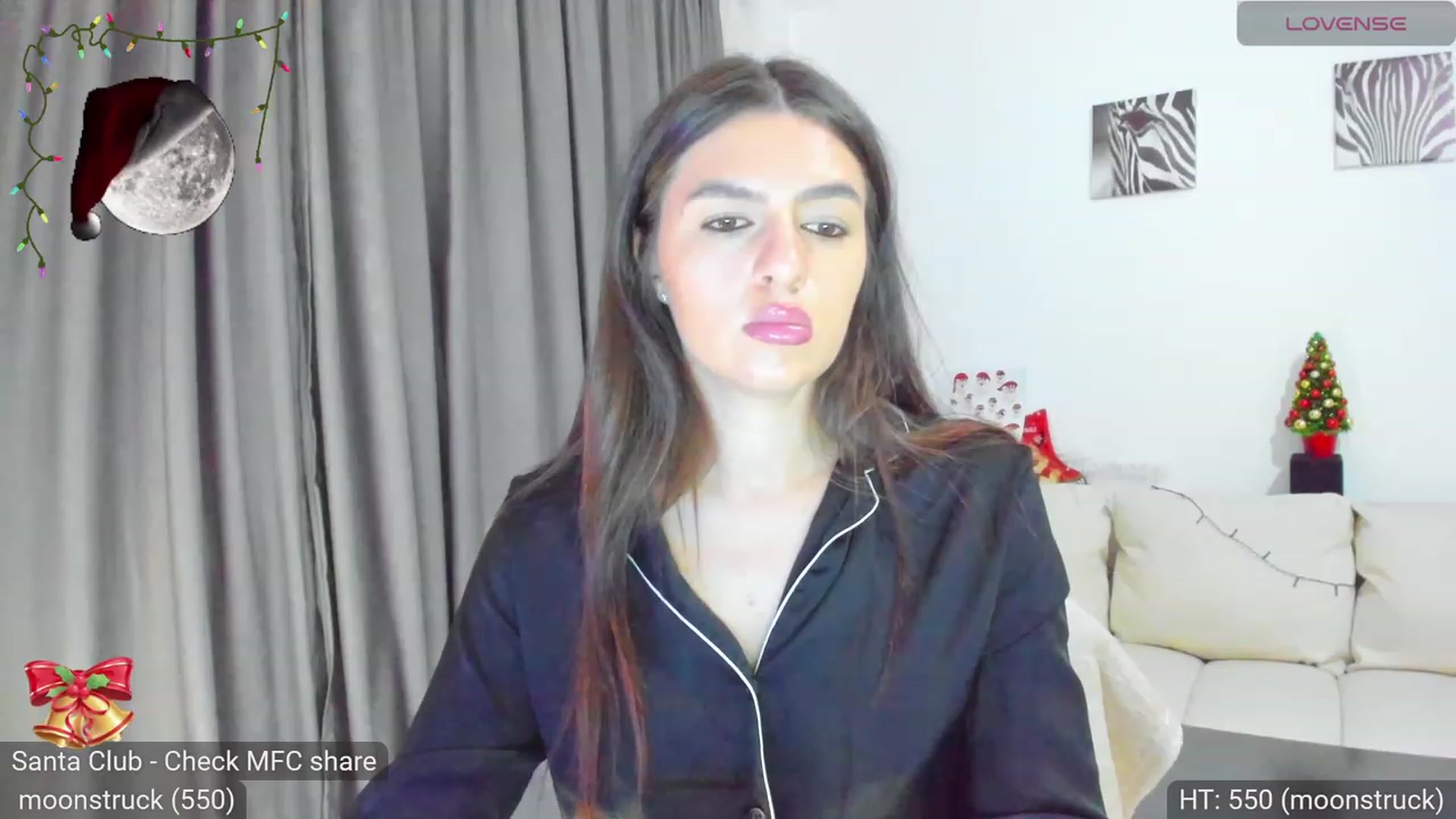 Gallery image thumbnail from AvaMoonlight's myfreecams stream on, 12/20/2023, 24:02 image 18 of 20