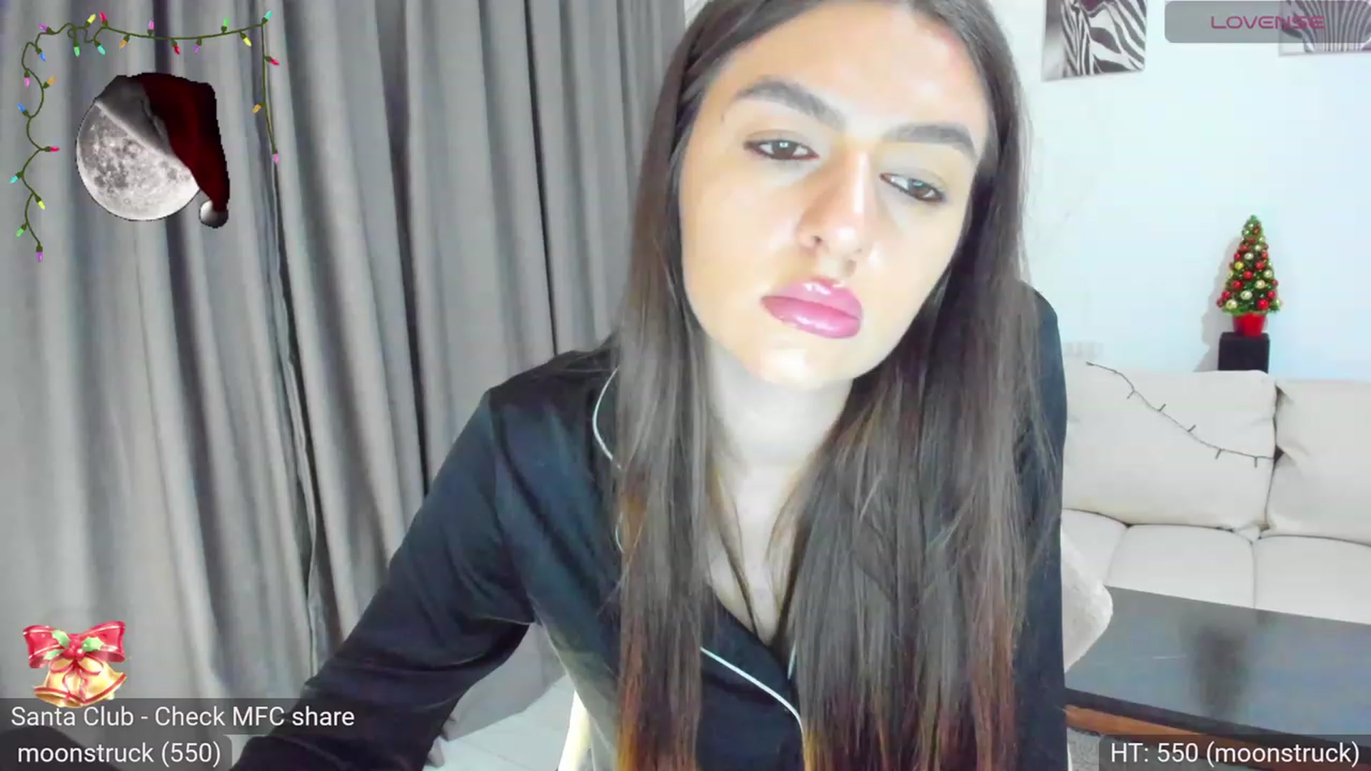 Gallery image thumbnail from AvaMoonlight's myfreecams stream on, 12/20/2023, 24:02 image 17 of 20