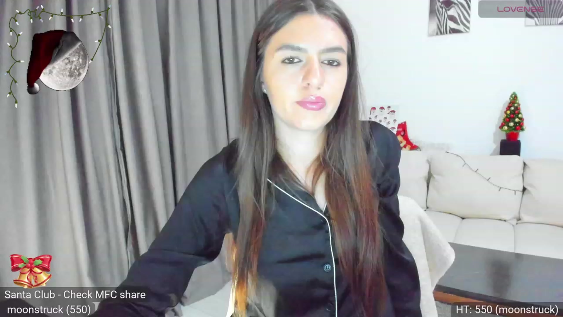 Gallery image thumbnail from AvaMoonlight's myfreecams stream on, 12/20/2023, 01:09 image 4 of 20