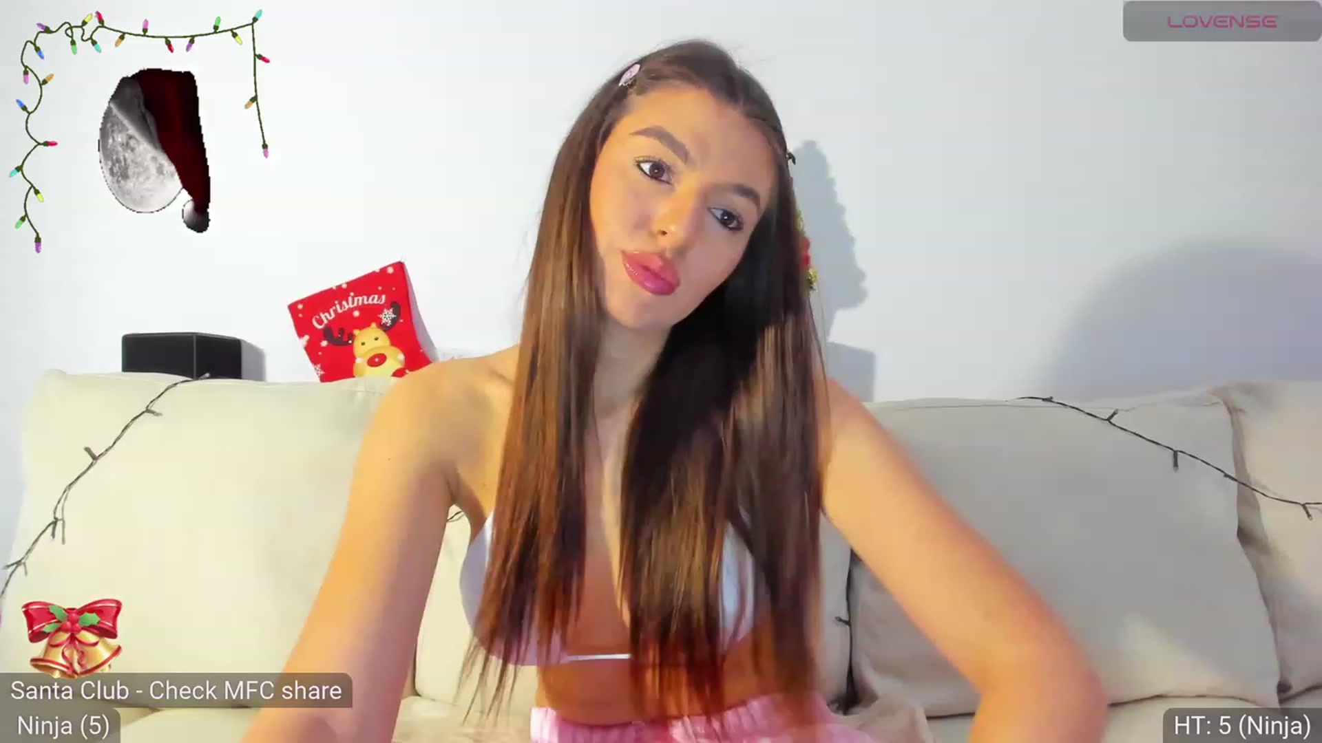 Gallery image thumbnail from AvaMoonlight's myfreecams stream on, 12/24/2023, 16:07 image 11 of 20