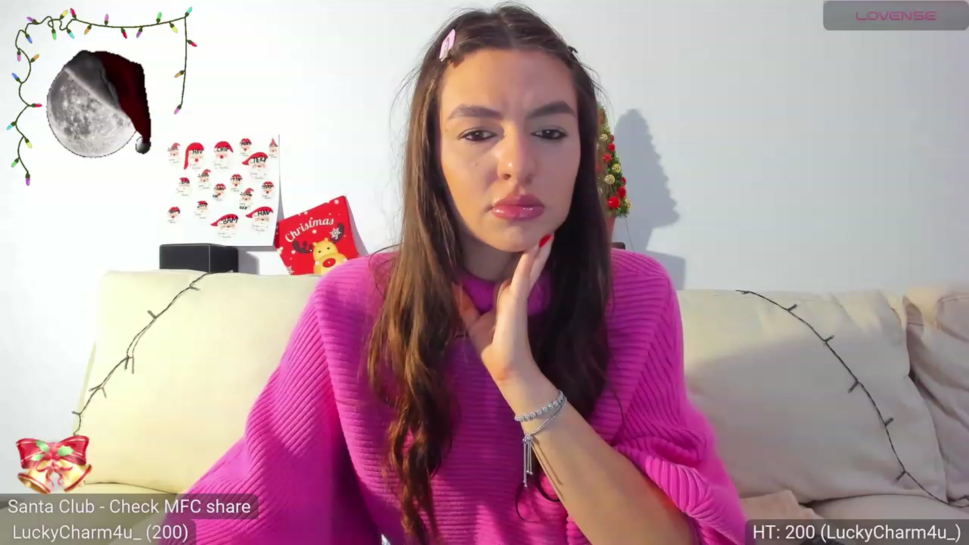 Gallery image thumbnail from AvaMoonlight's myfreecams stream on, 12/28/2023, 16:37 image 6 of 20