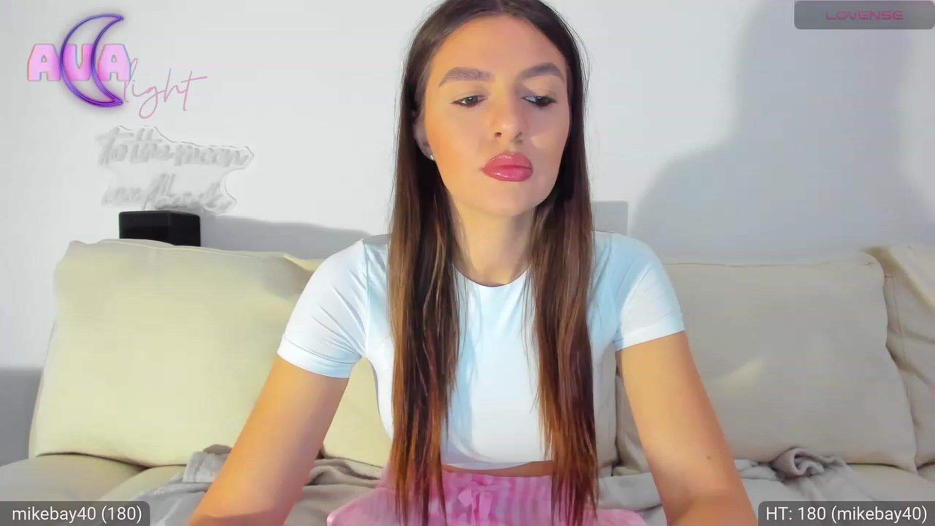 Gallery image thumbnail from AvaMoonlight's myfreecams stream on, 01/02/2024, 17:01 image 2 of 20