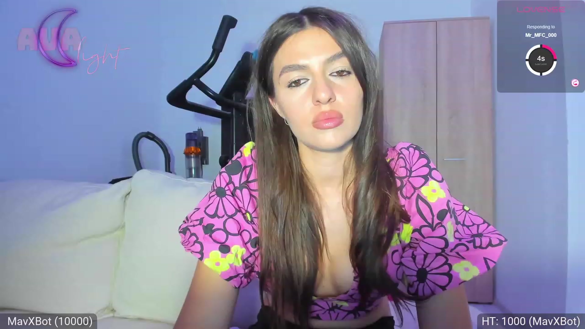 Gallery image thumbnail from AvaMoonlight's myfreecams stream on, 01/09/2024, 24:01 image 1 of 20
