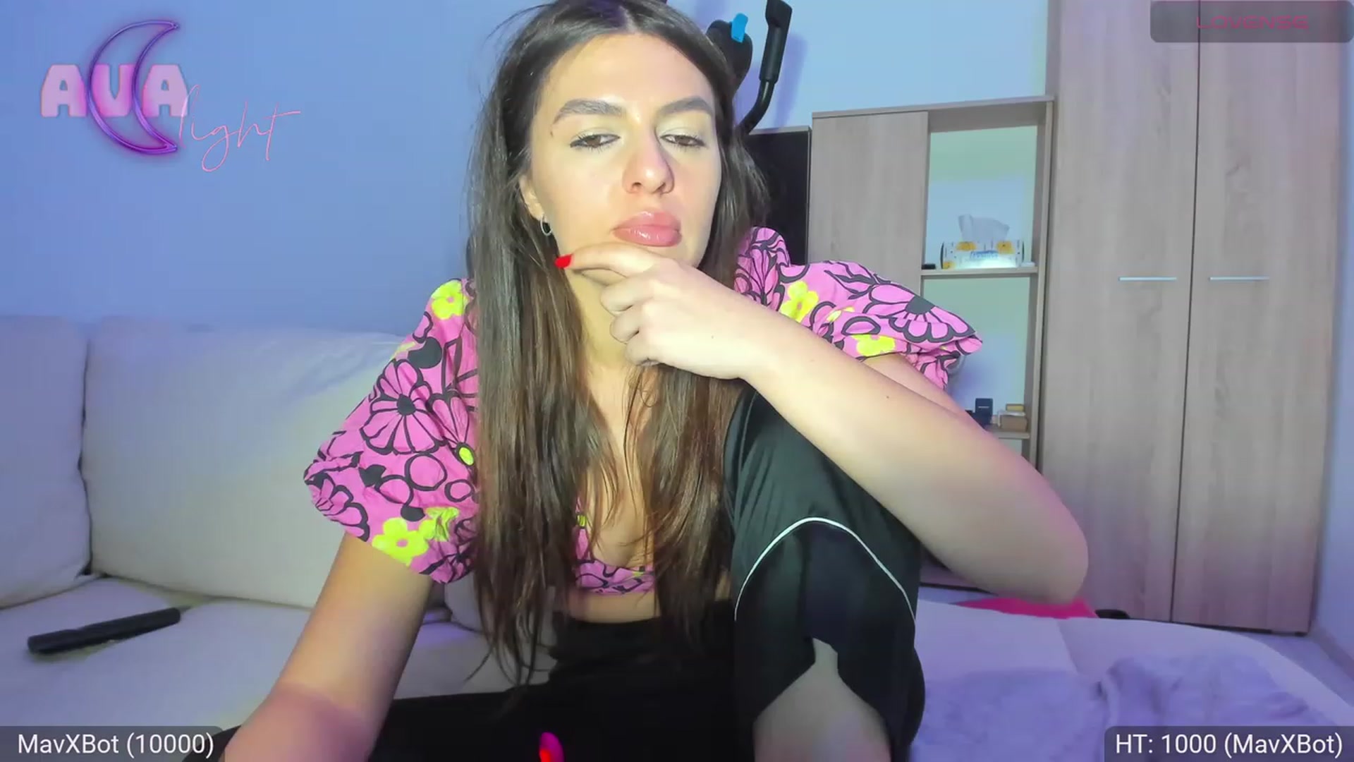 Gallery image thumbnail from AvaMoonlight's myfreecams stream on, 01/09/2024, 24:01 image 12 of 20