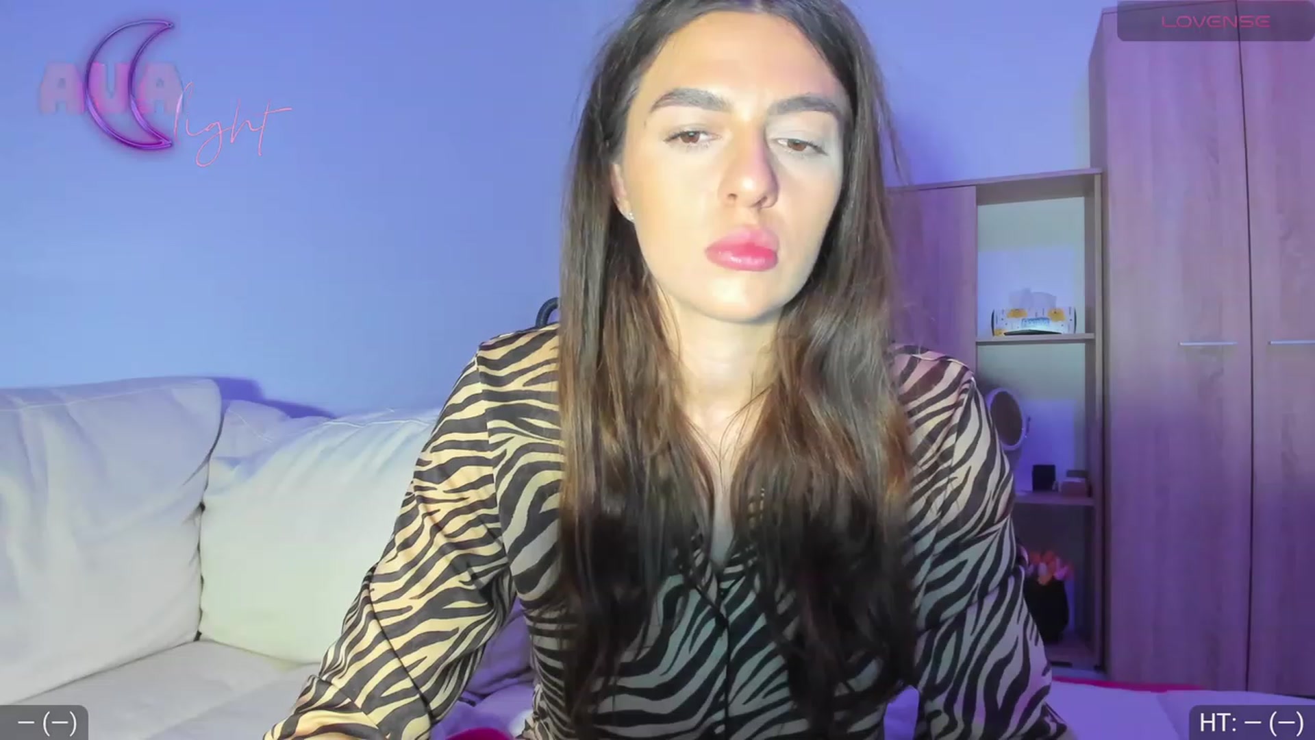 Gallery image thumbnail from AvaMoonlight's myfreecams stream on, 01/14/2024, 16:12 image 6 of 20