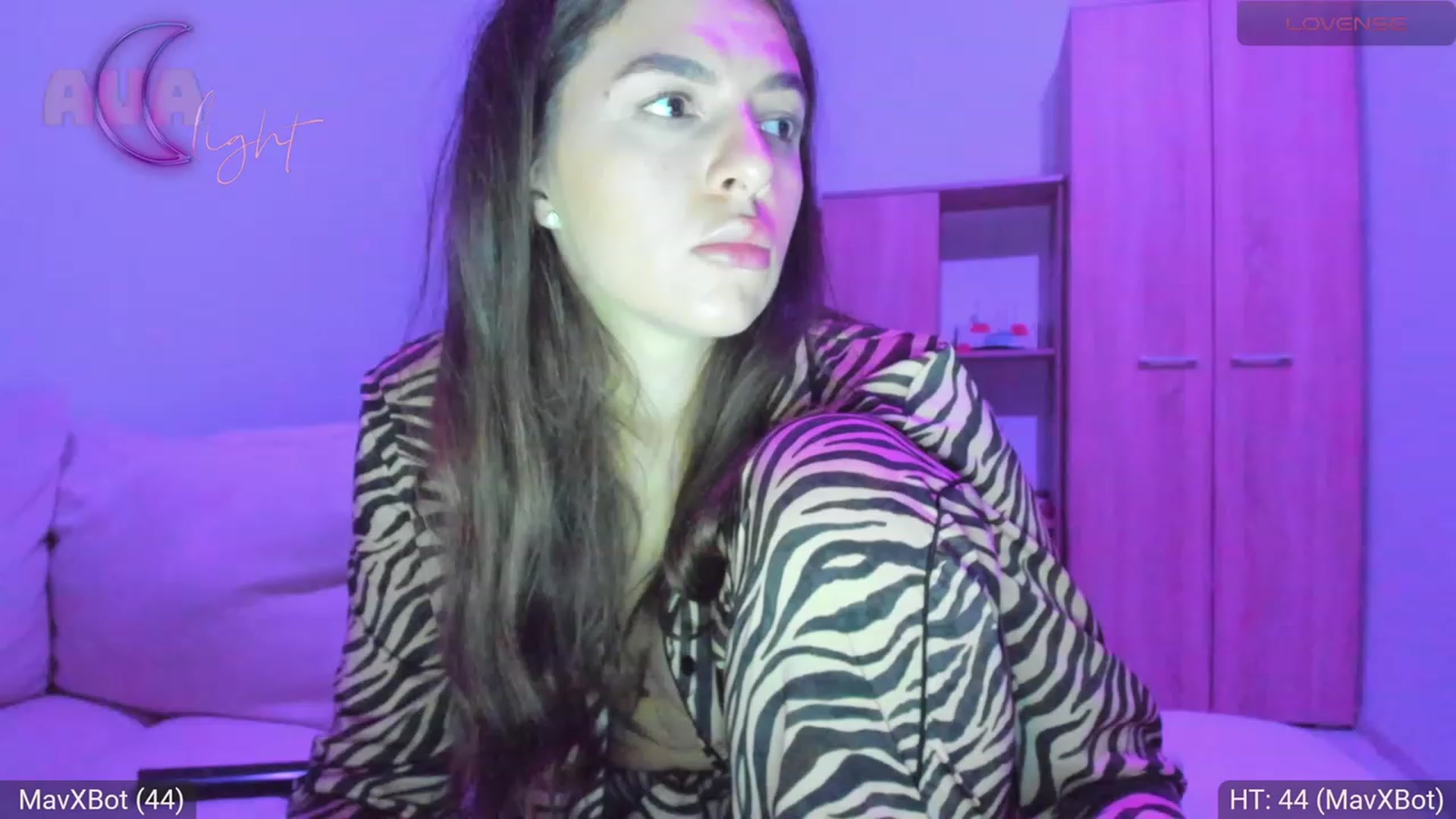 Gallery image thumbnail from AvaMoonlight's myfreecams stream on, 01/15/2024, 24:45 image 8 of 20