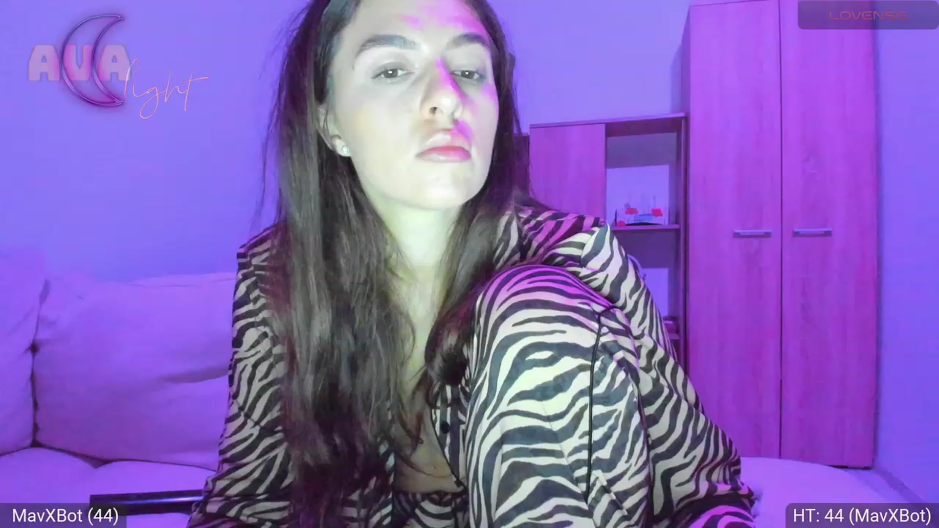 Gallery image thumbnail from AvaMoonlight's myfreecams stream on, 01/15/2024, 24:45 image 9 of 20