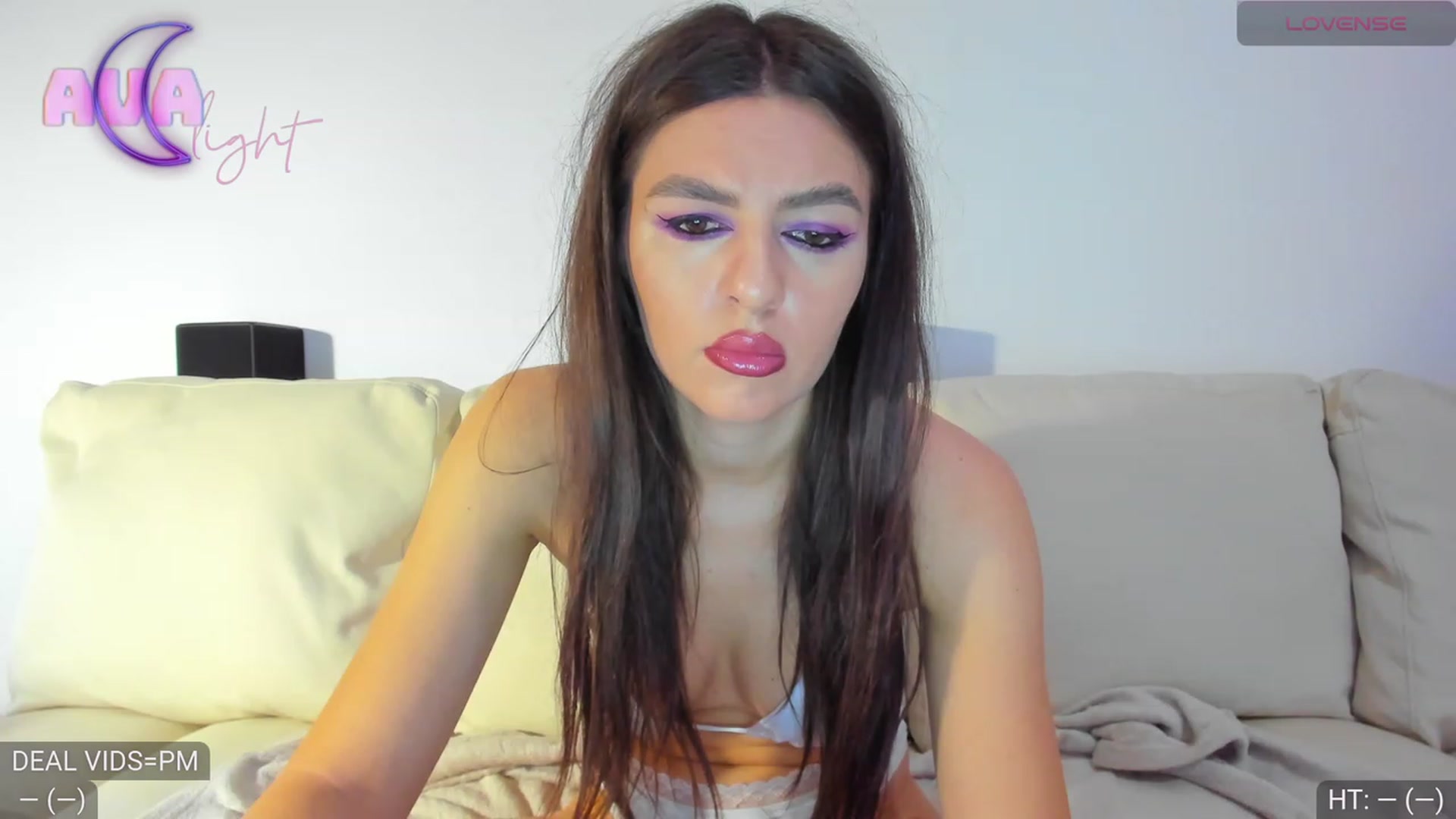 Gallery image thumbnail from AvaMoonlight's myfreecams stream on, 01/23/2024, 23:05 image 11 of 20