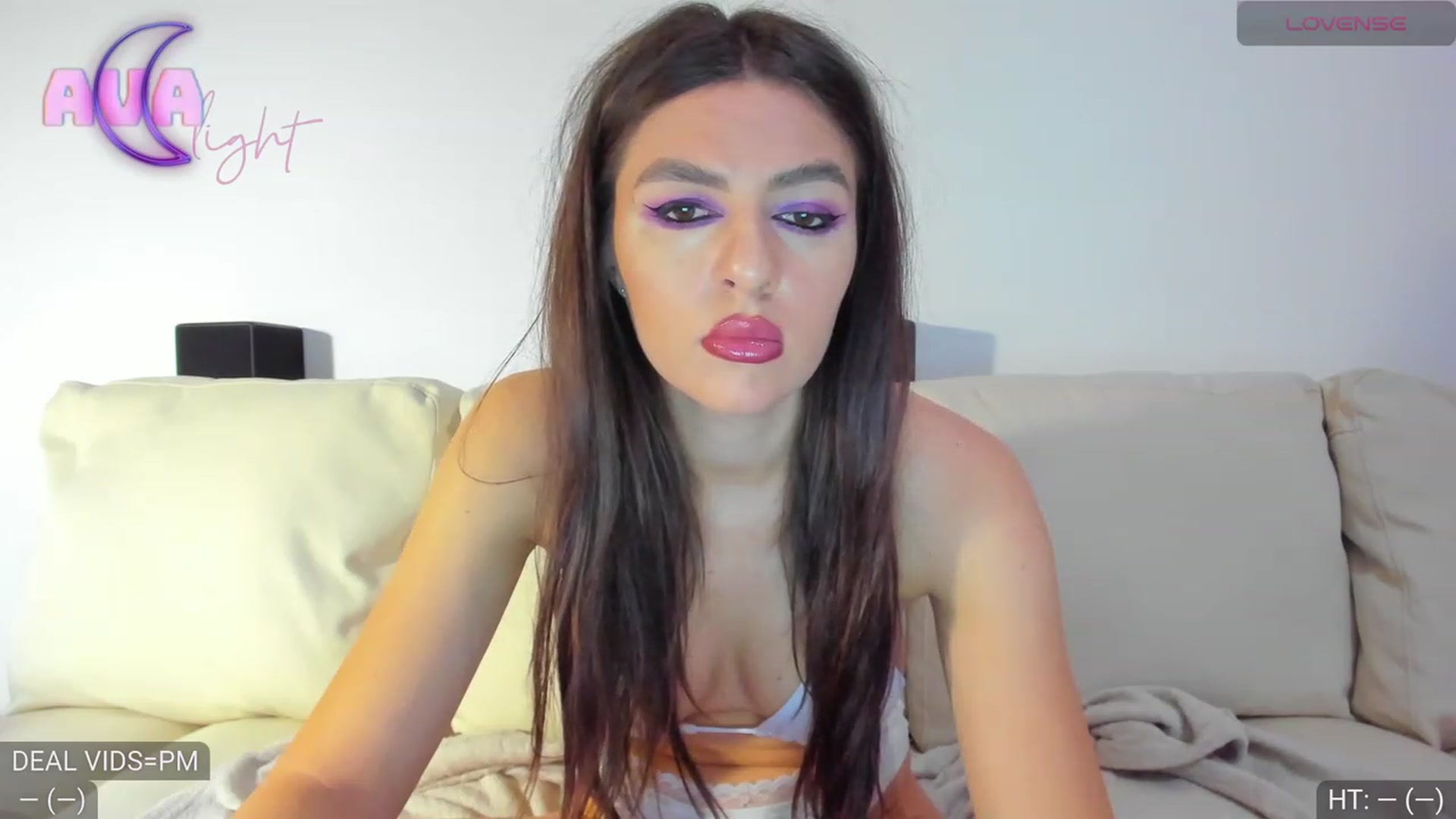 Gallery image thumbnail from AvaMoonlight's myfreecams stream on, 01/23/2024, 23:05 image 7 of 20