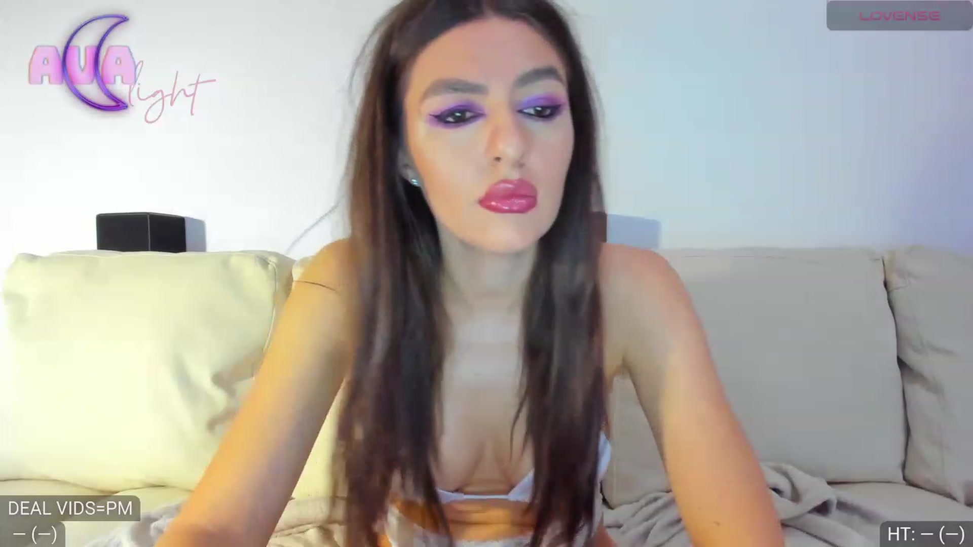 Gallery image thumbnail from AvaMoonlight's myfreecams stream on, 01/23/2024, 23:05 image 14 of 20